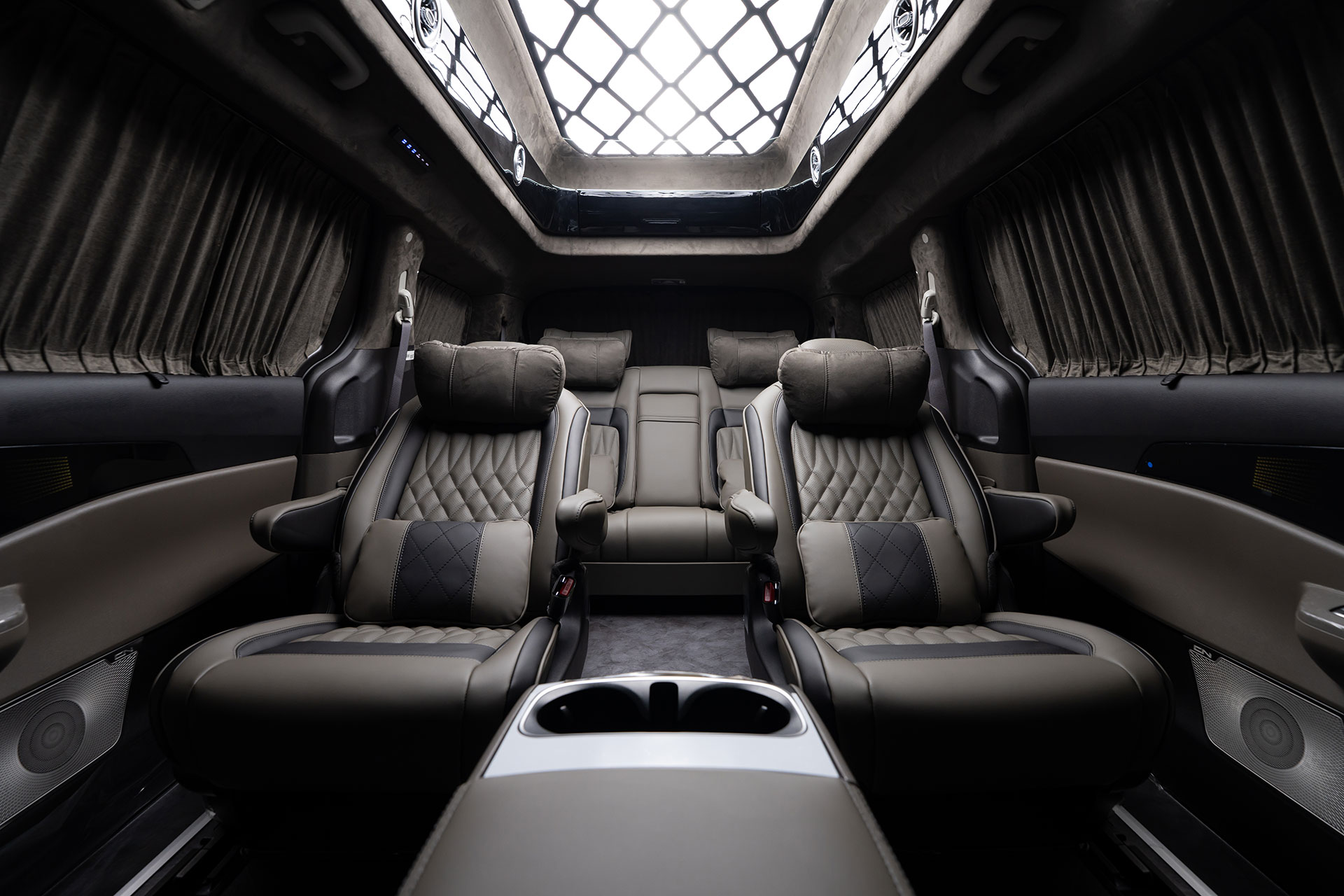 CN카니발 하이리무진