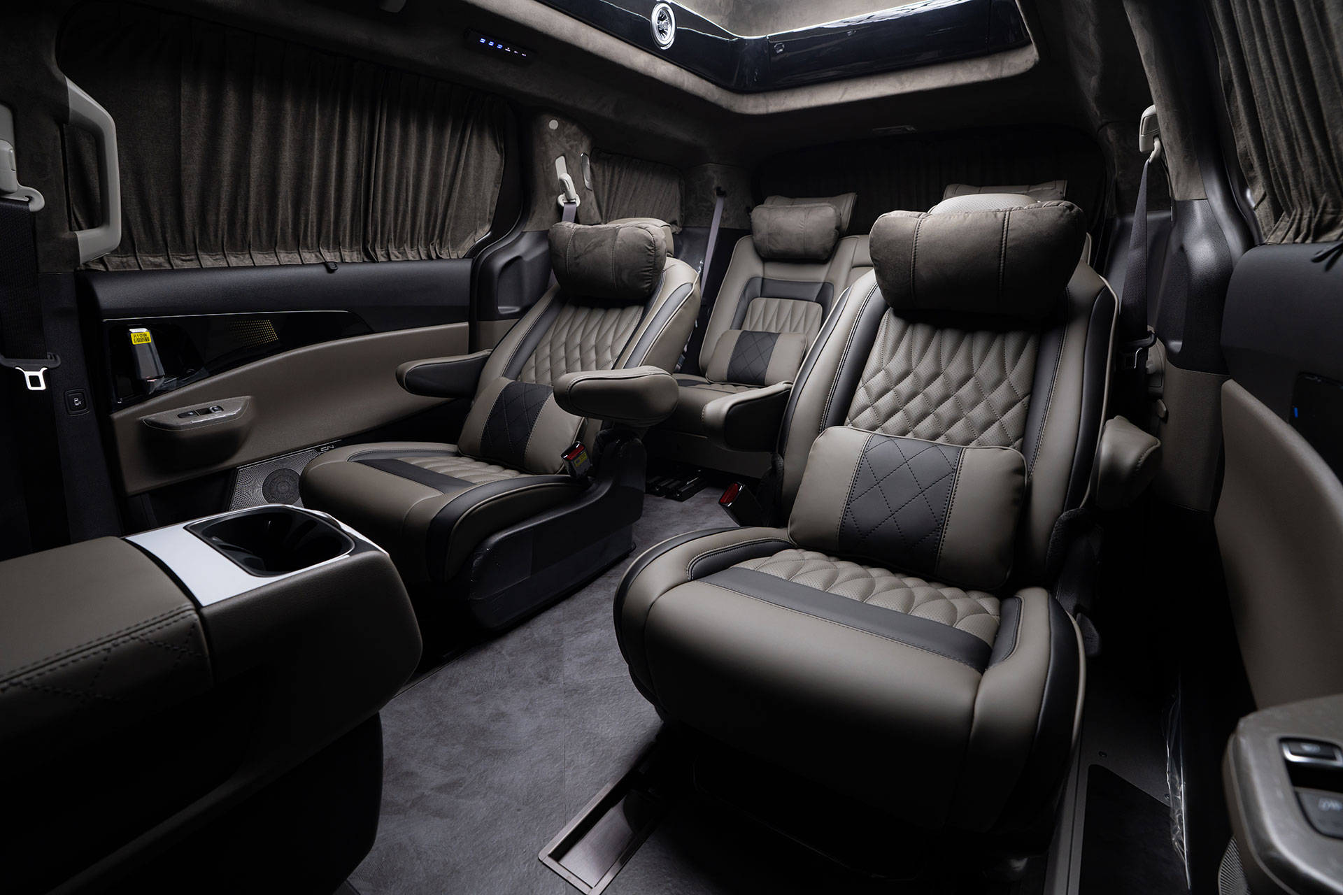 CN카니발 하이리무진