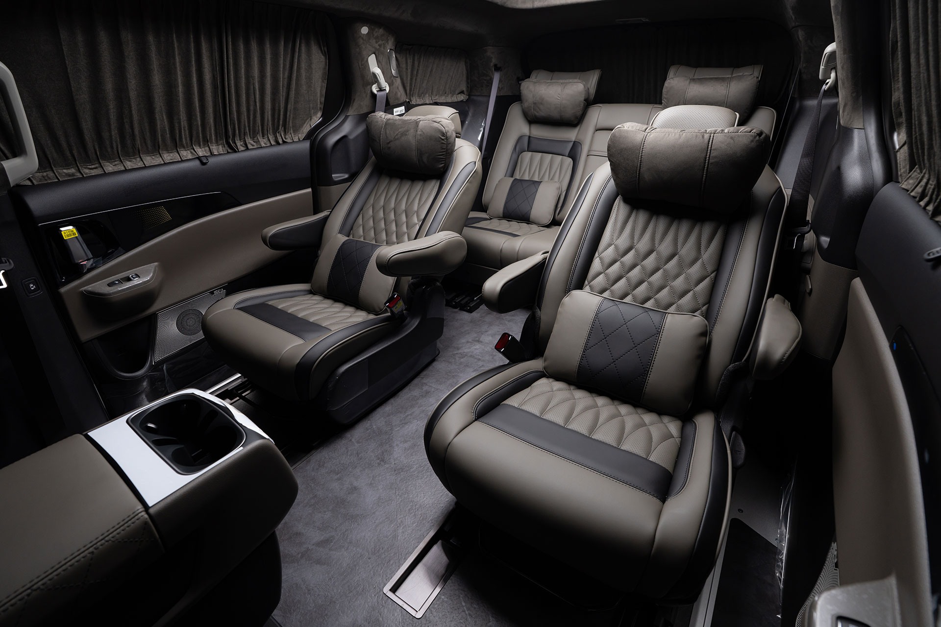 CN카니발 하이리무진