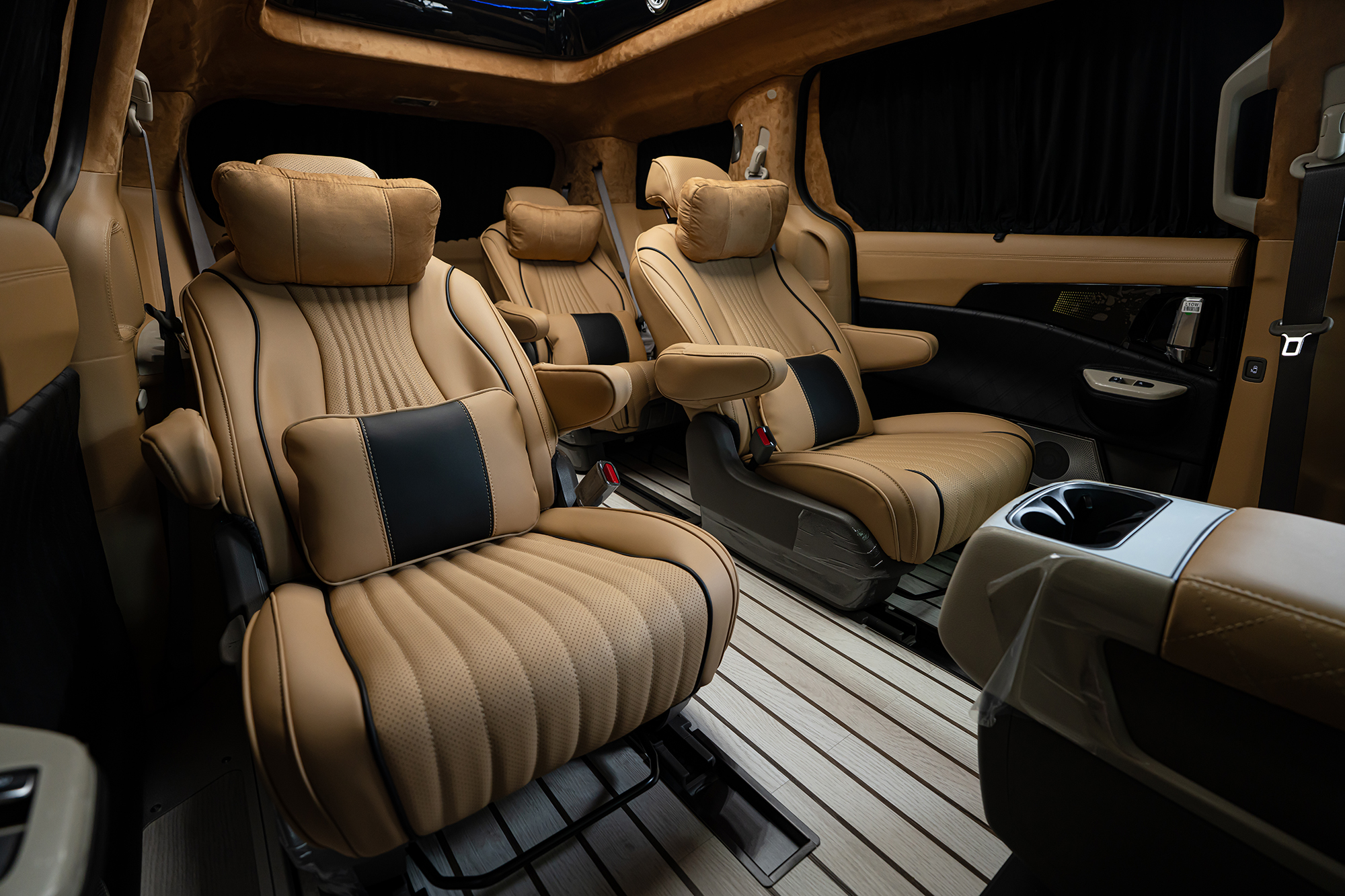 CN카니발 하이리무진