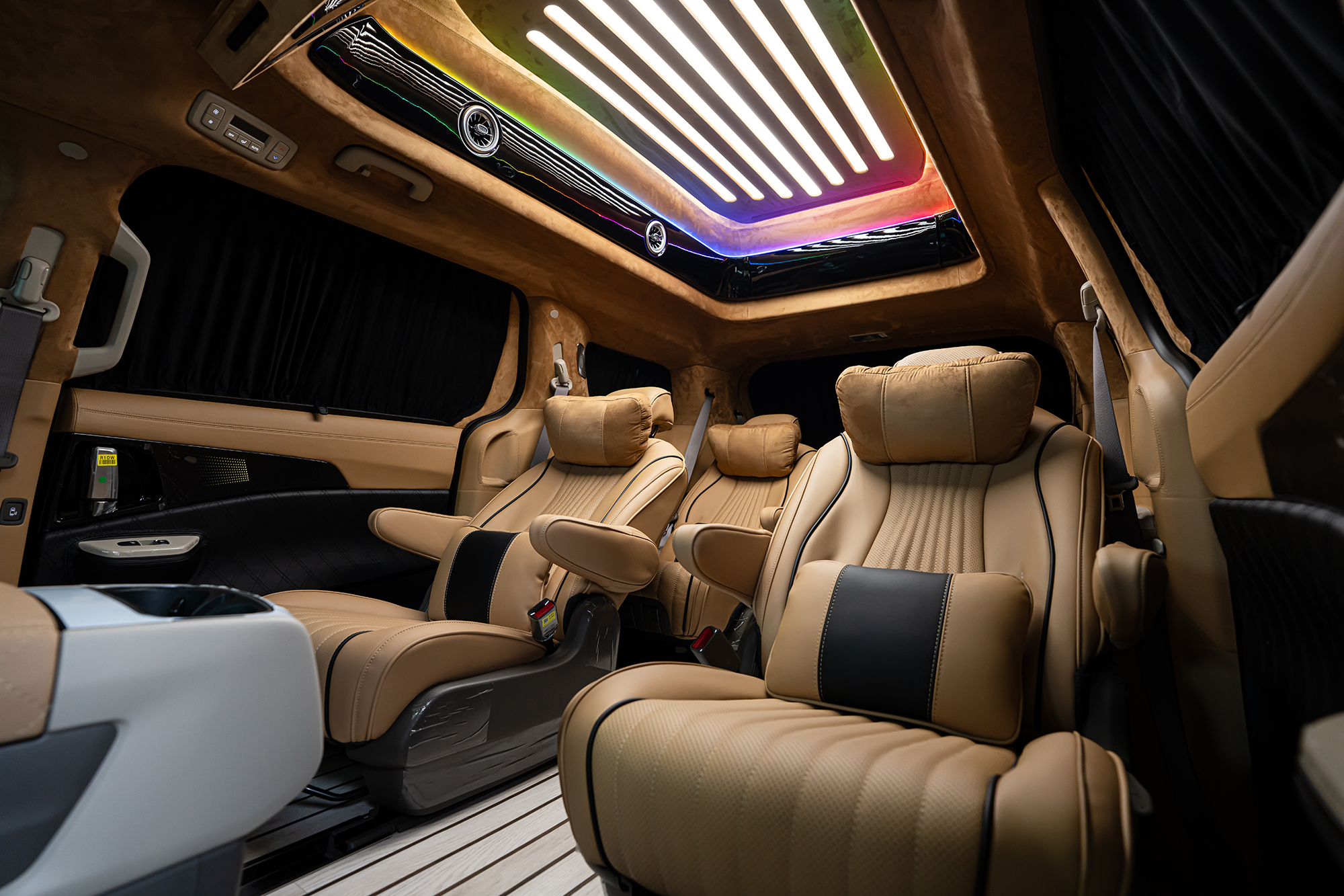 CN카니발 하이리무진