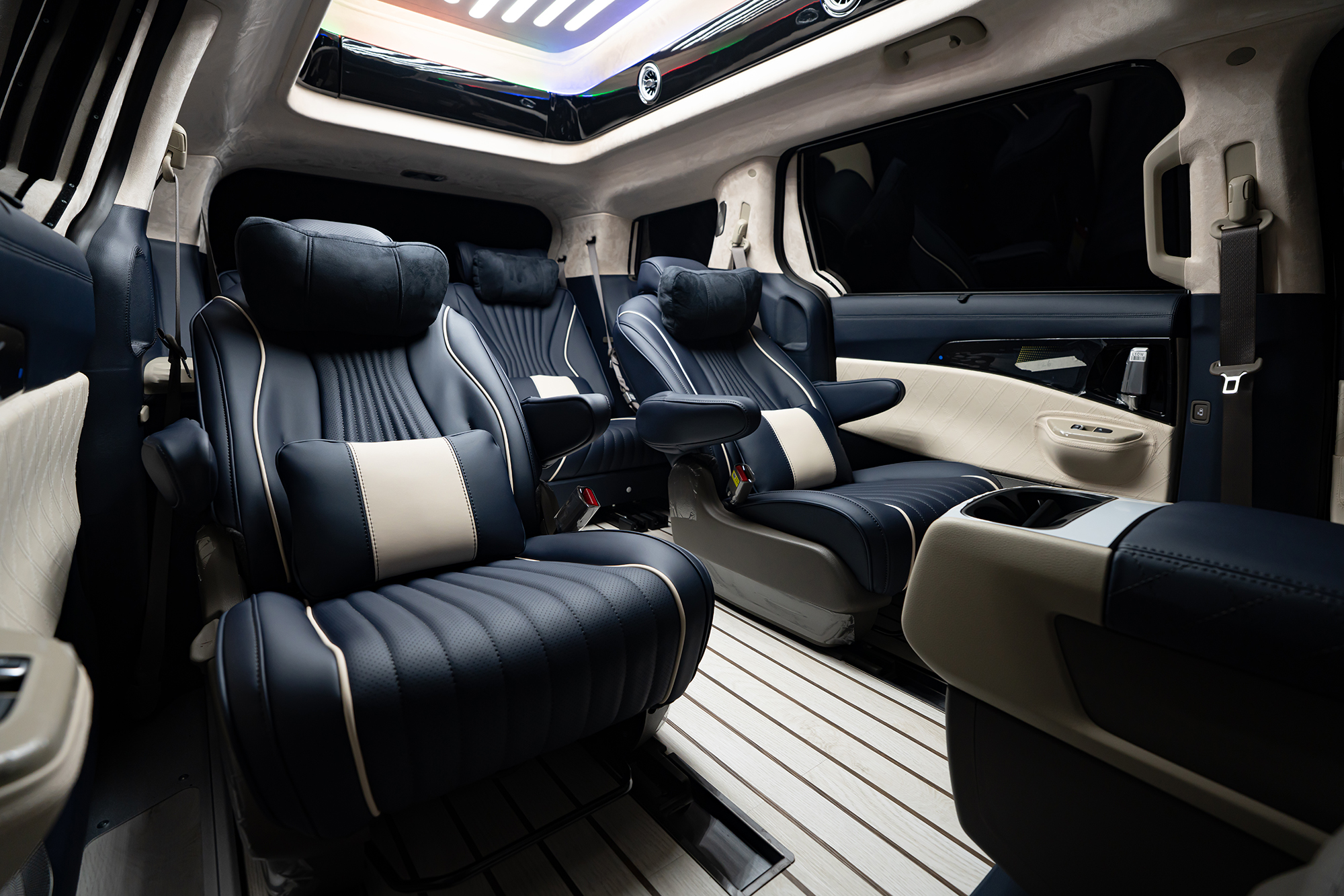 CN카니발 하이리무진