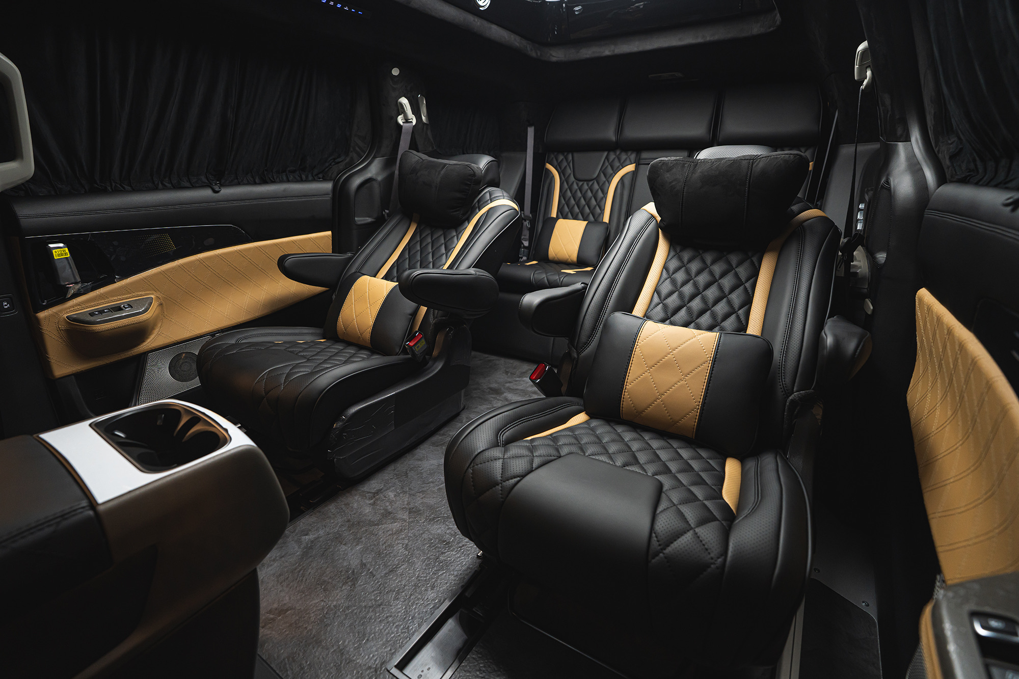 CN카니발 하이리무진