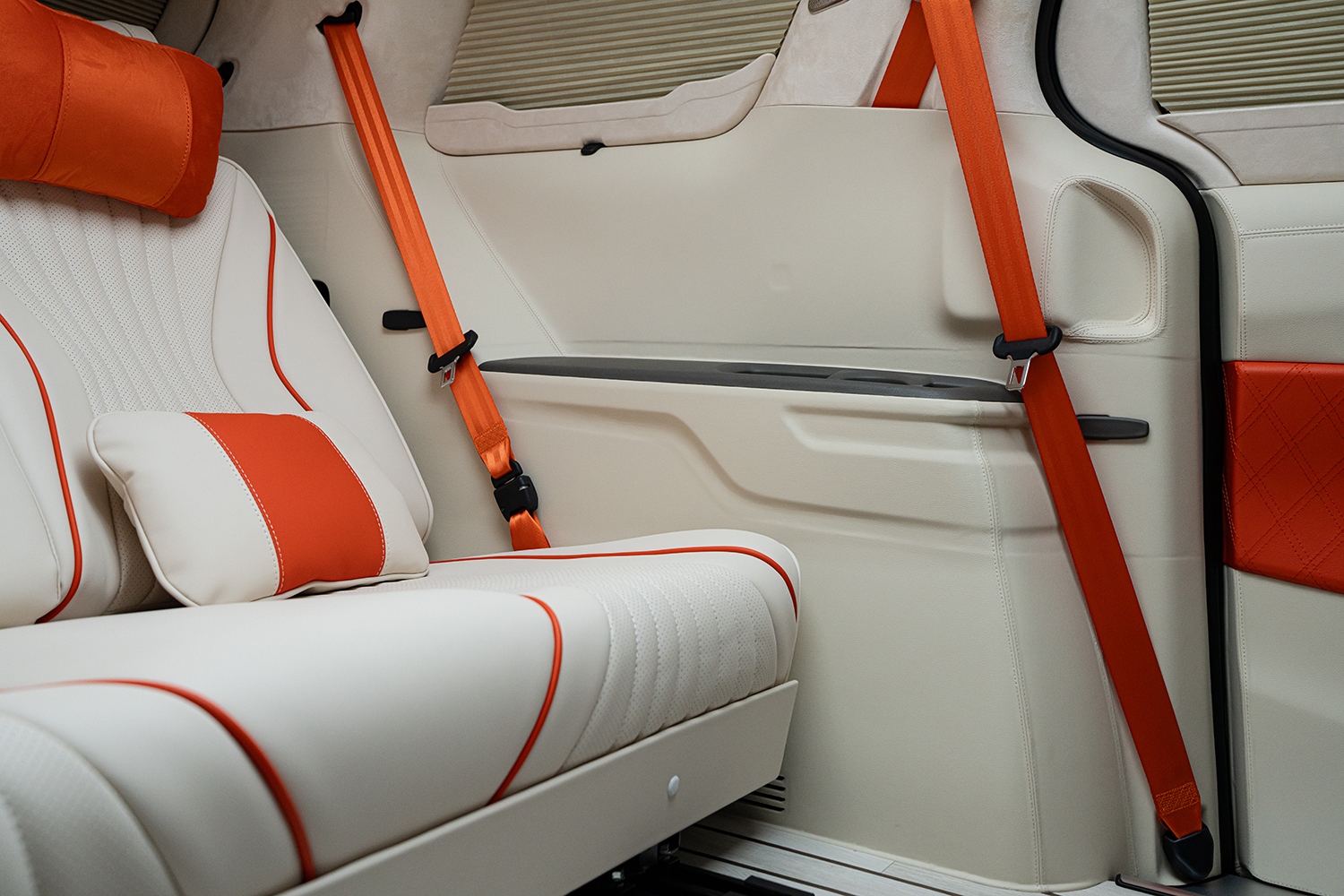 CN카니발 하이리무진