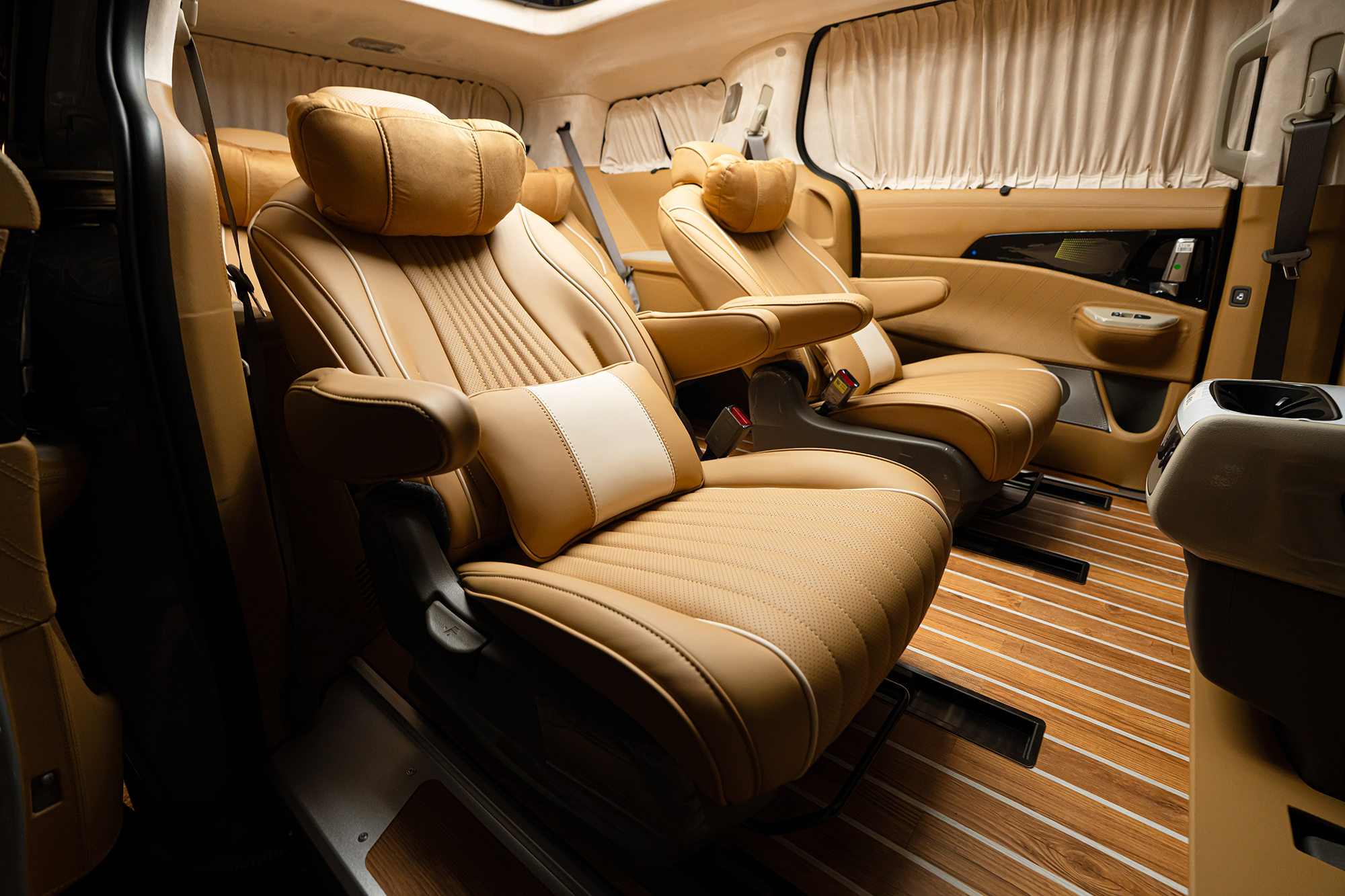 CN카니발 하이리무진