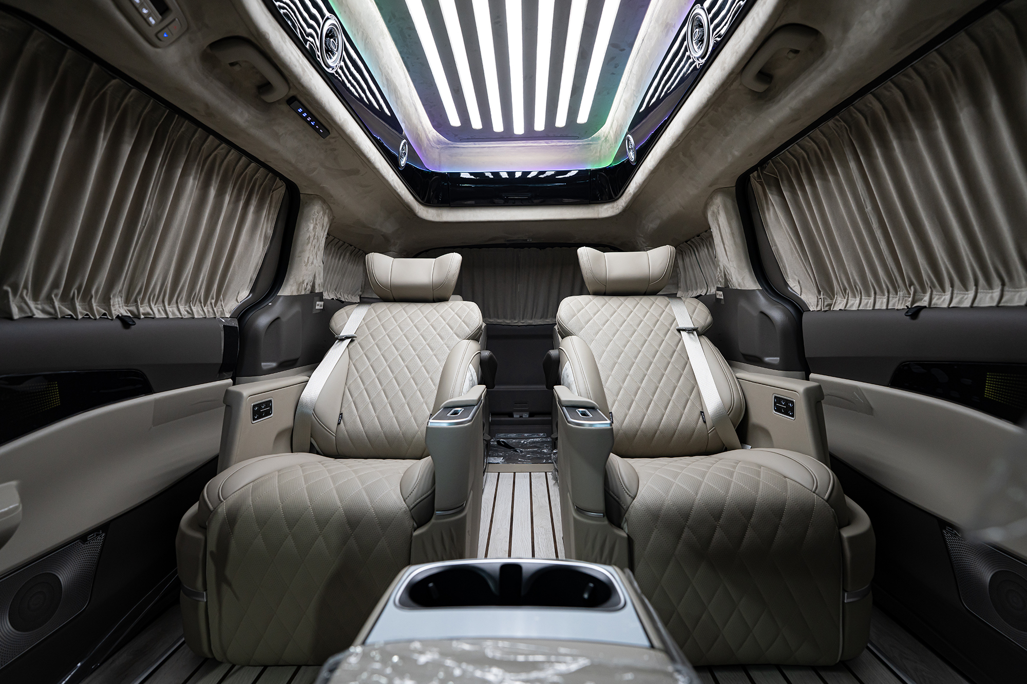 CN카니발 하이리무진