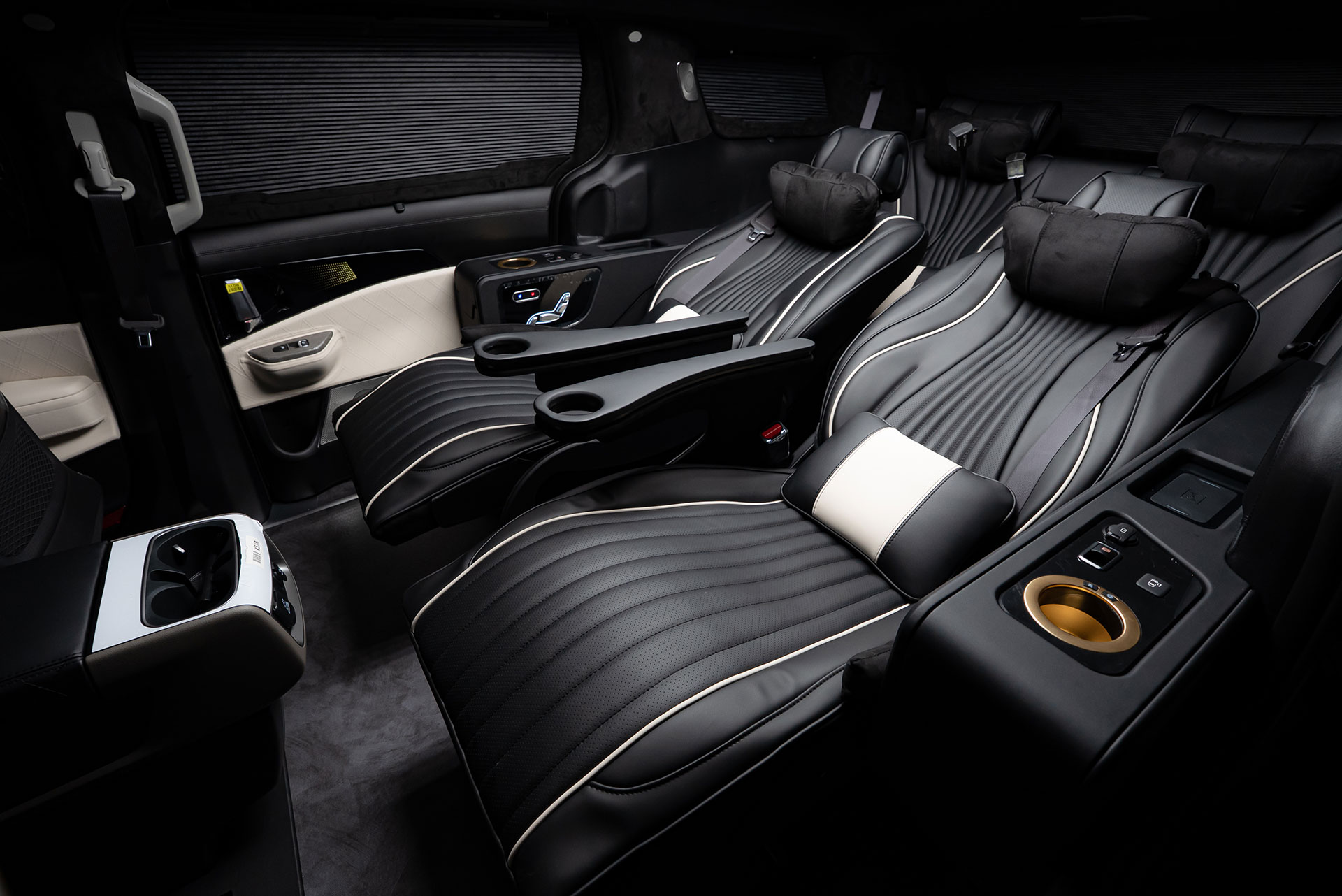 CN카니발 하이리무진