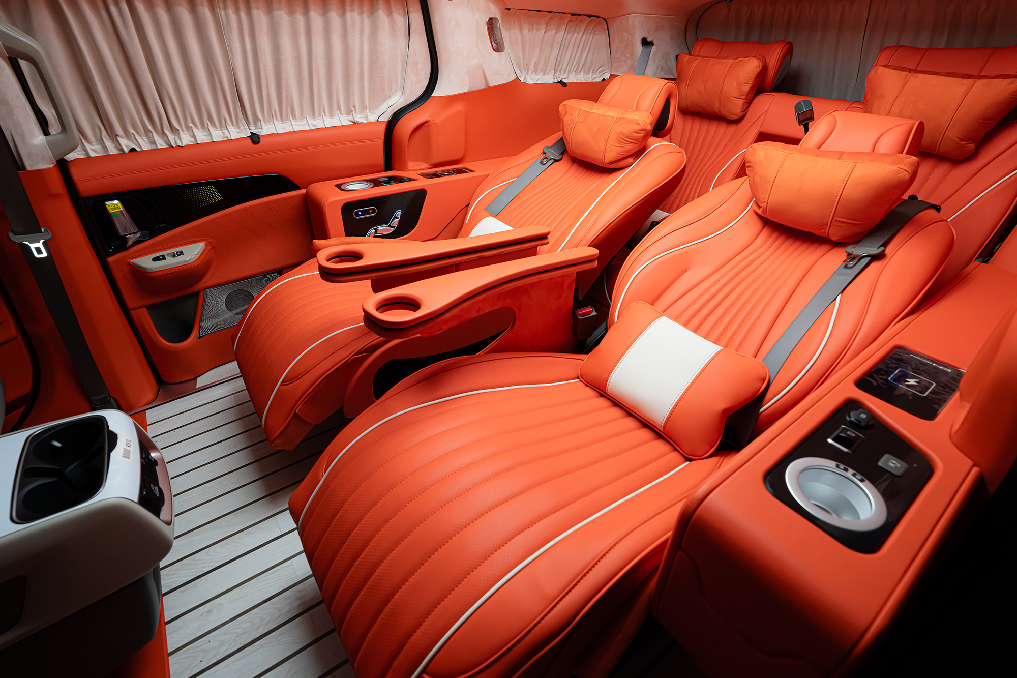 CN카니발 하이리무진