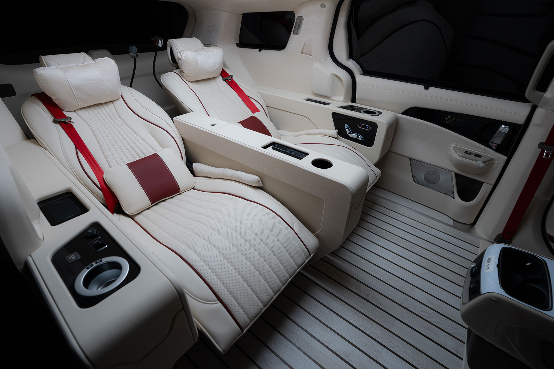 CN카니발 하이리무진