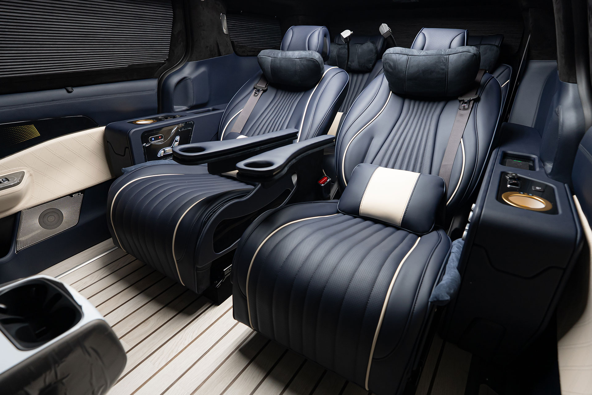 CN카니발 하이리무진