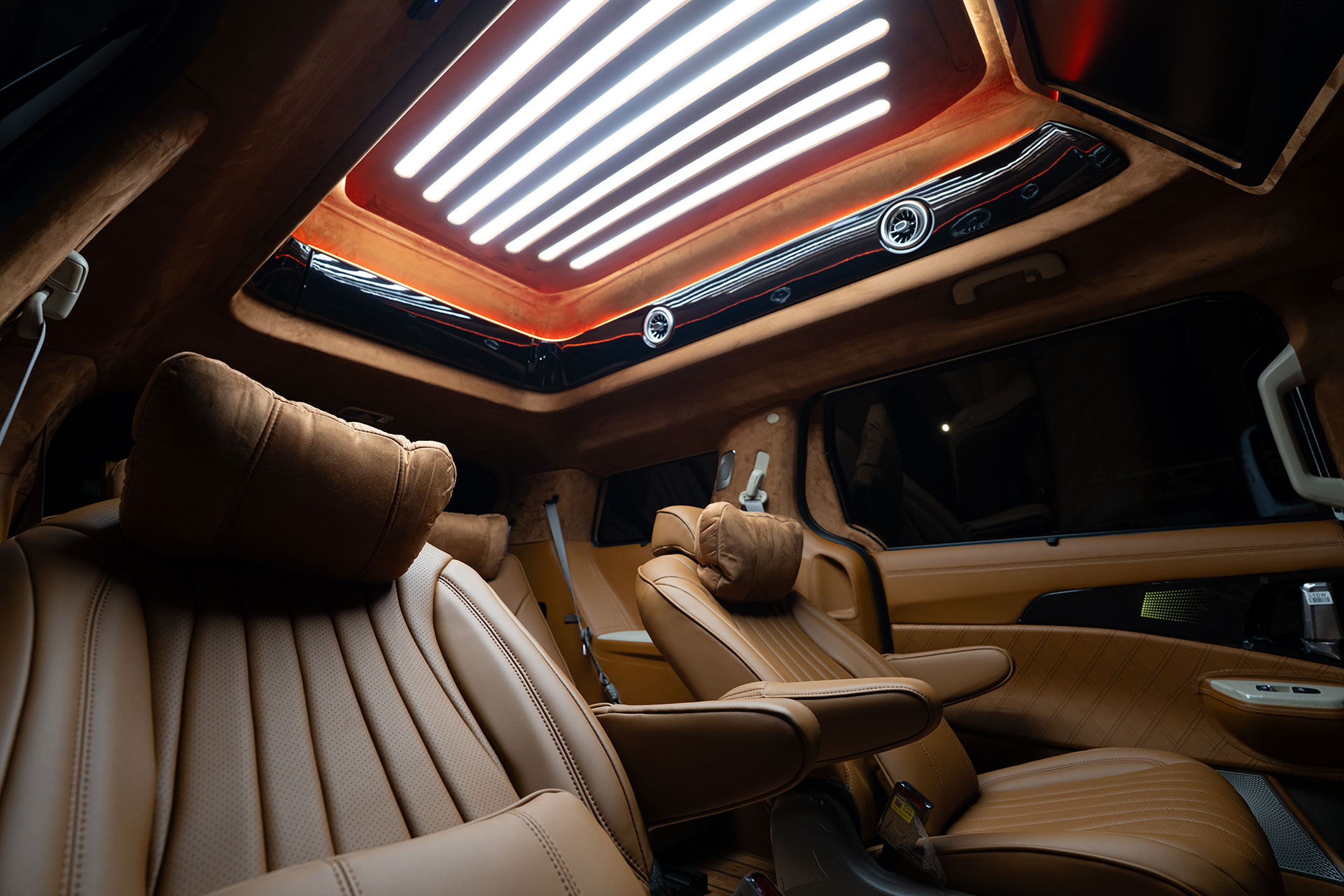 CN카니발 하이리무진