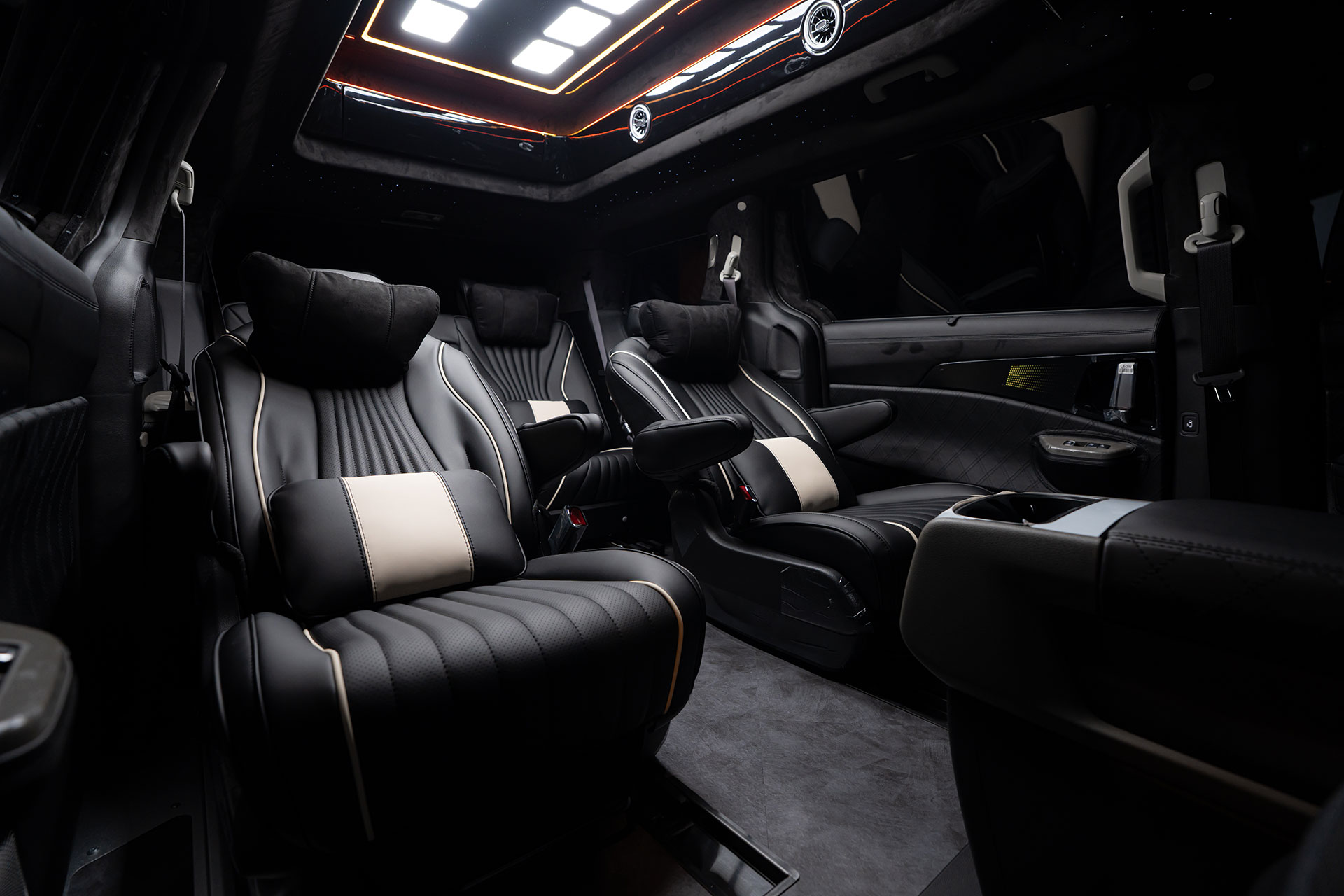 CN카니발 하이리무진