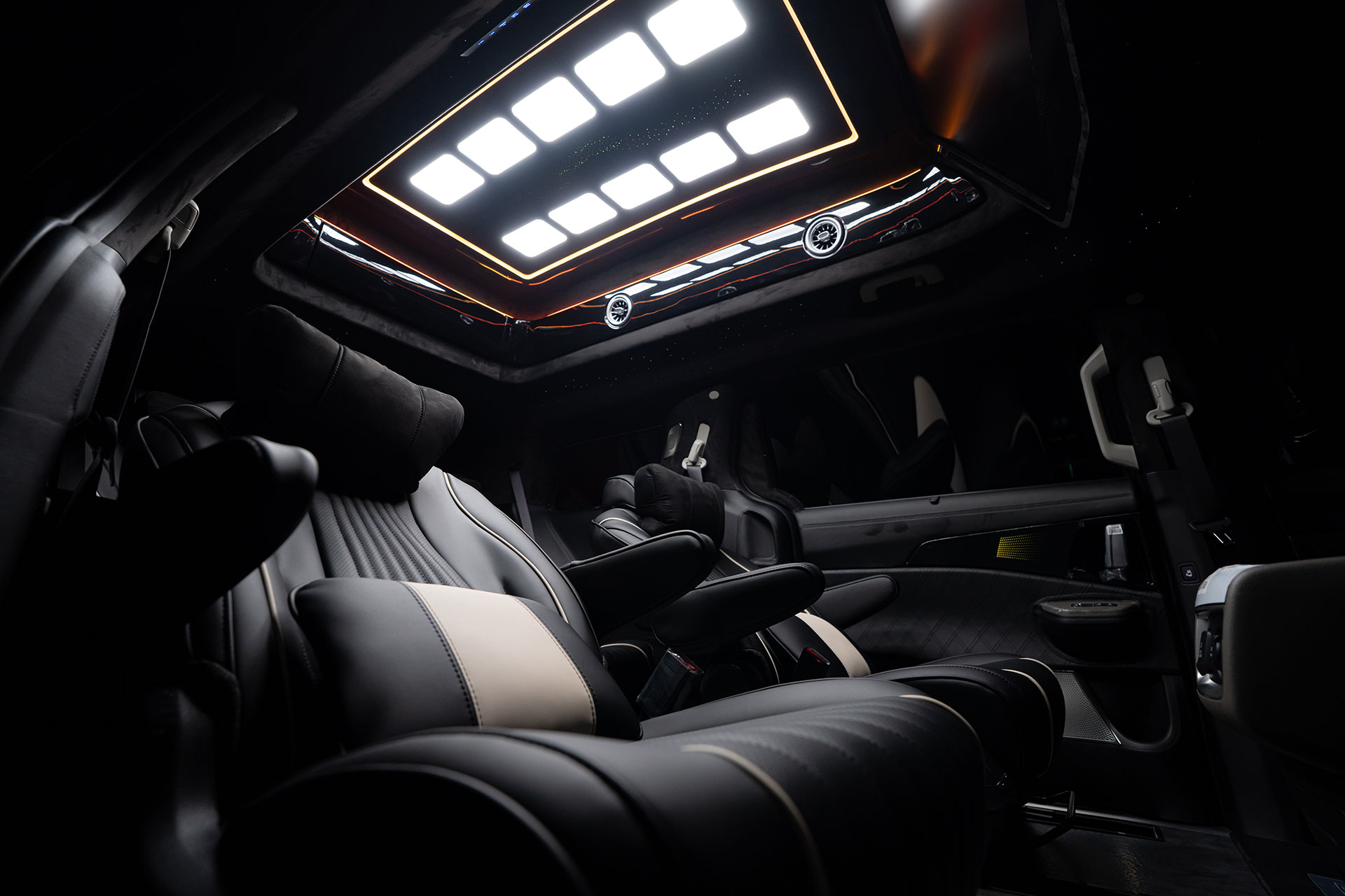 CN카니발 하이리무진