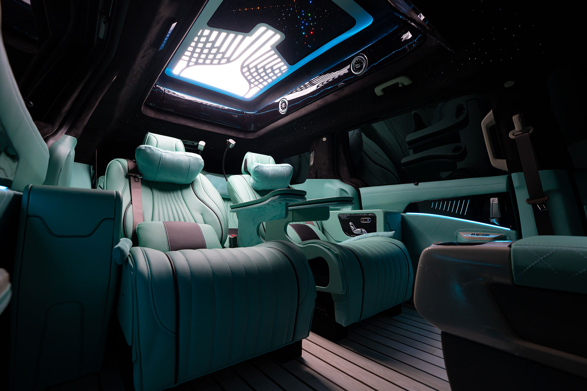 CN카니발 하이리무진