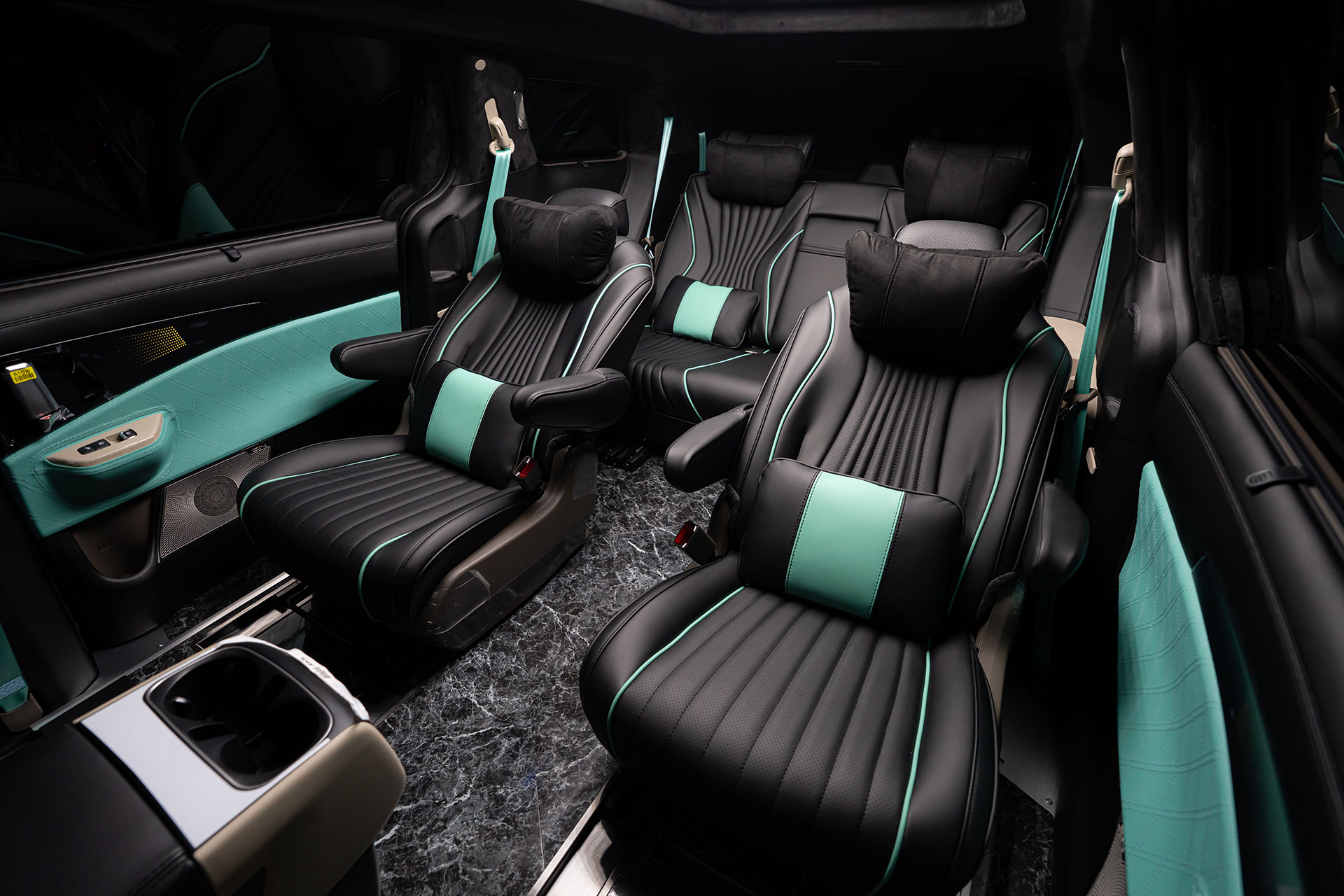 CN카니발 하이리무진