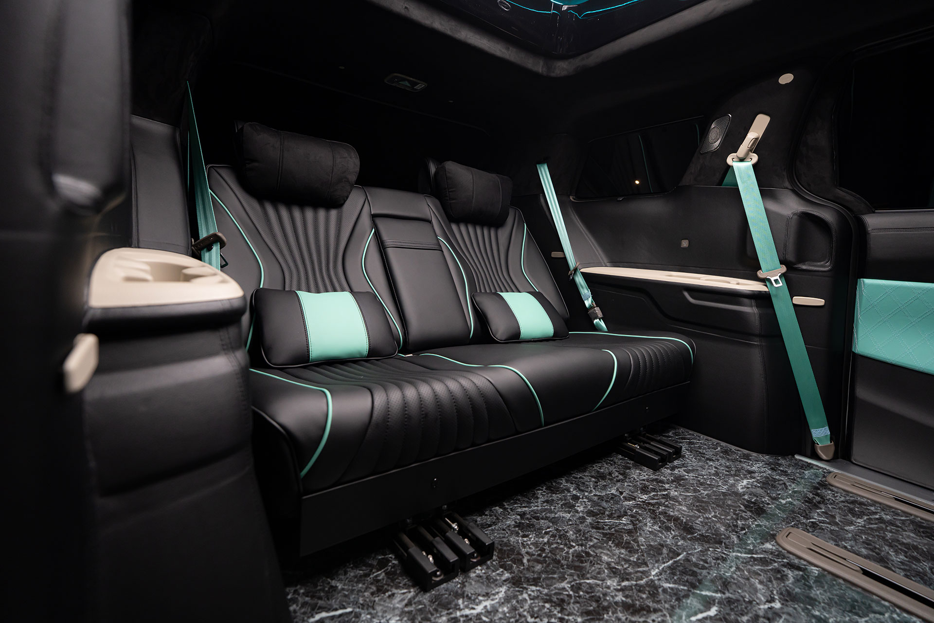 CN카니발 하이리무진