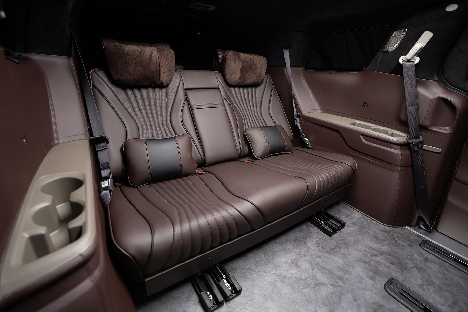 CN카니발 하이리무진