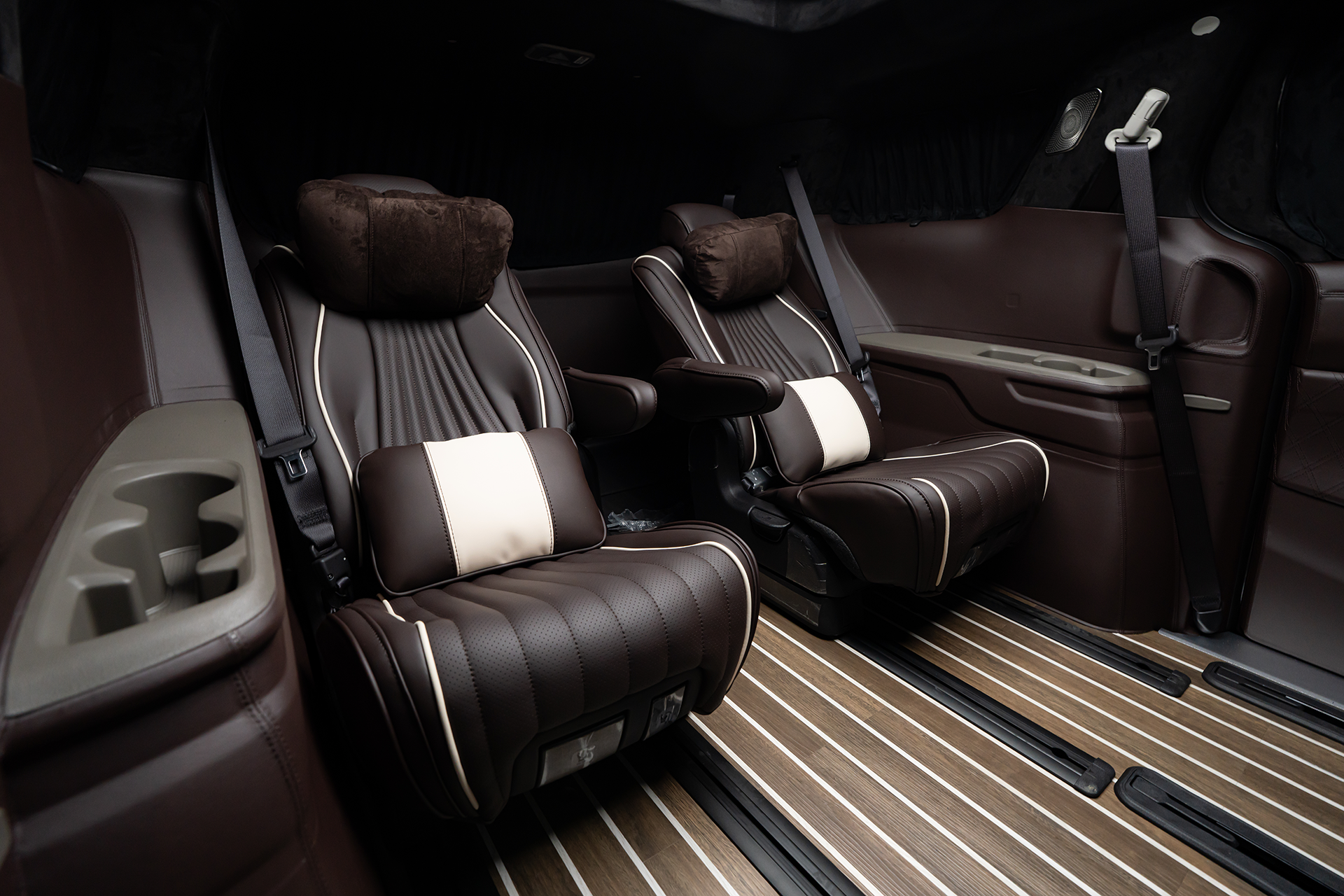 CN카니발 하이리무진