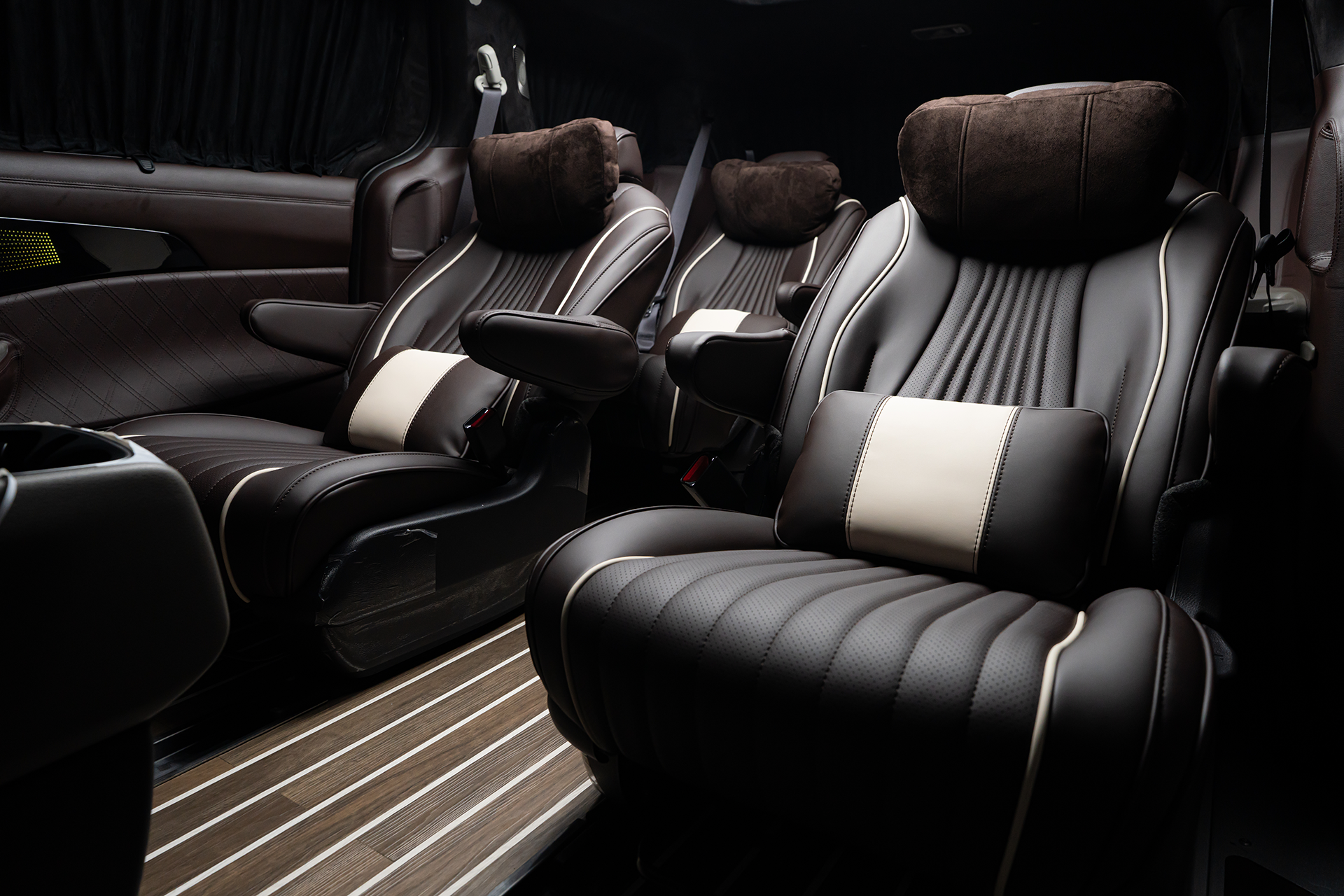 CN카니발 하이리무진