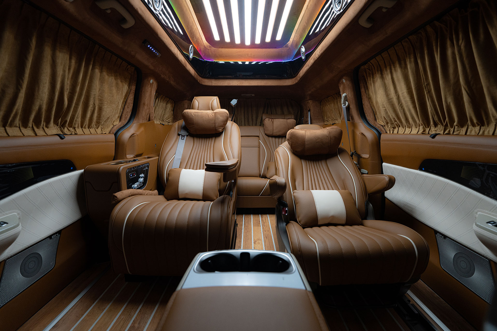 CN카니발 하이리무진