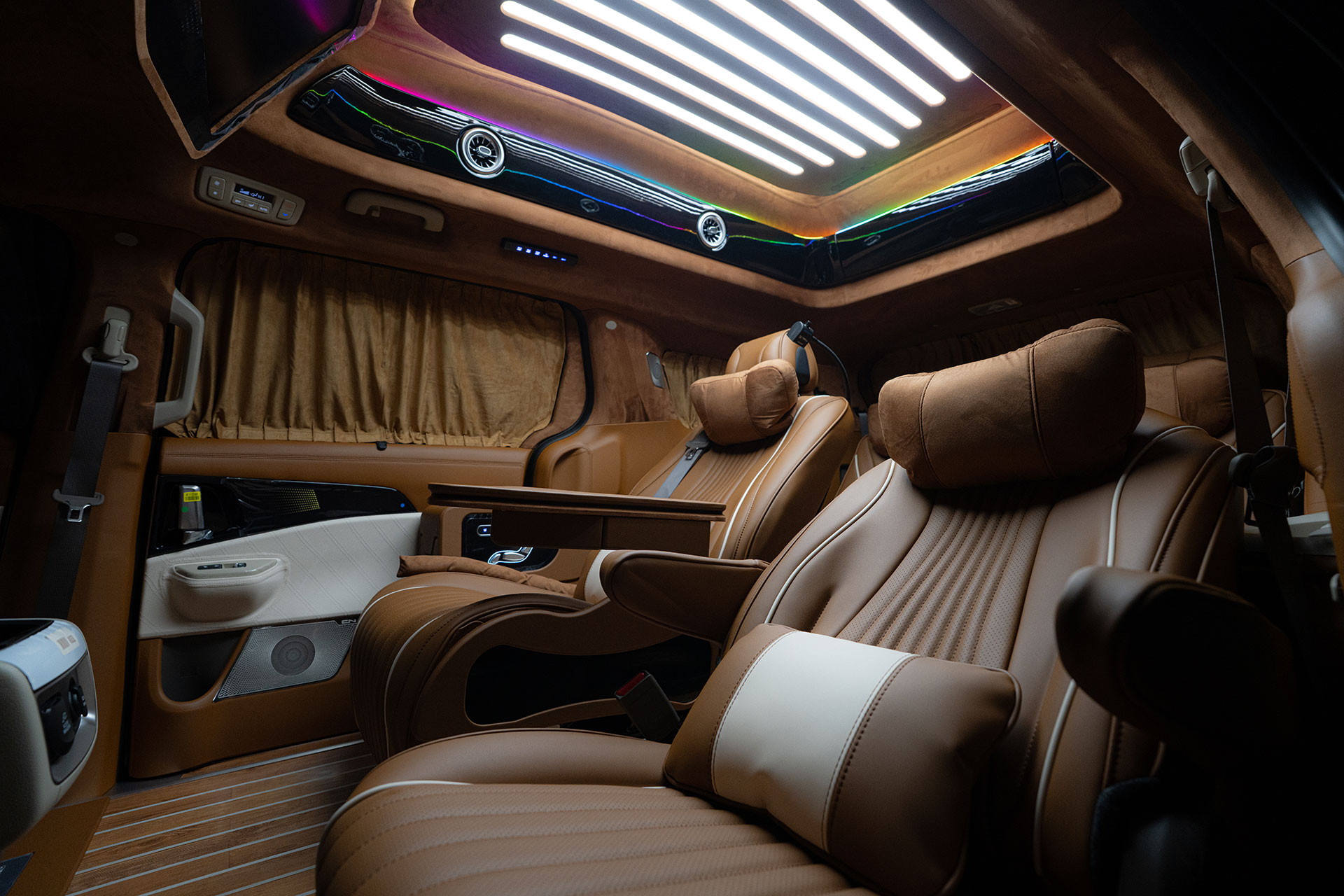 CN카니발 하이리무진