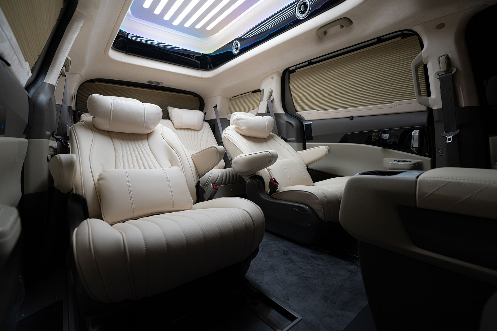 CN카니발 하이리무진