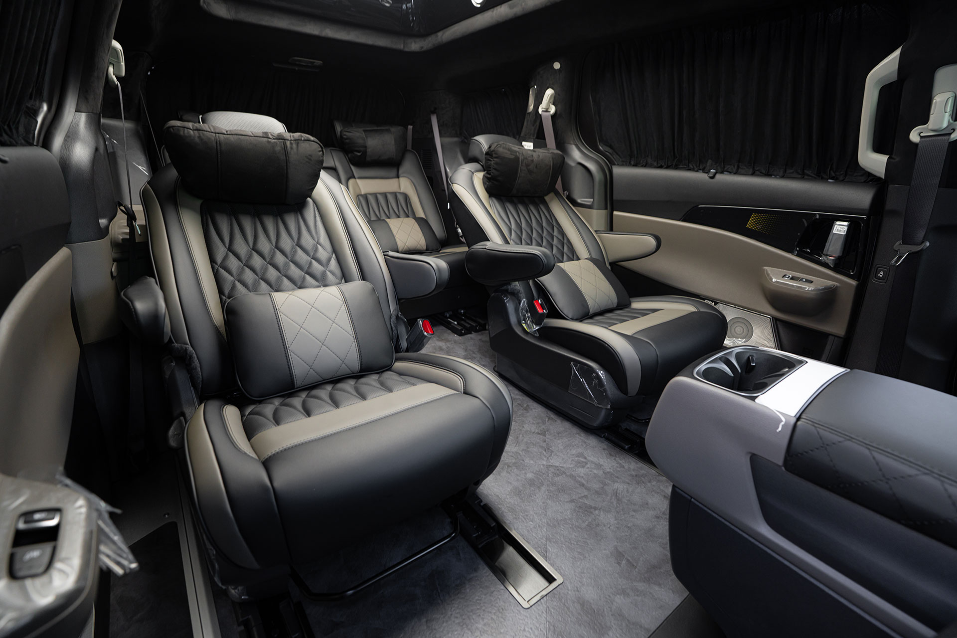 CN카니발 하이리무진