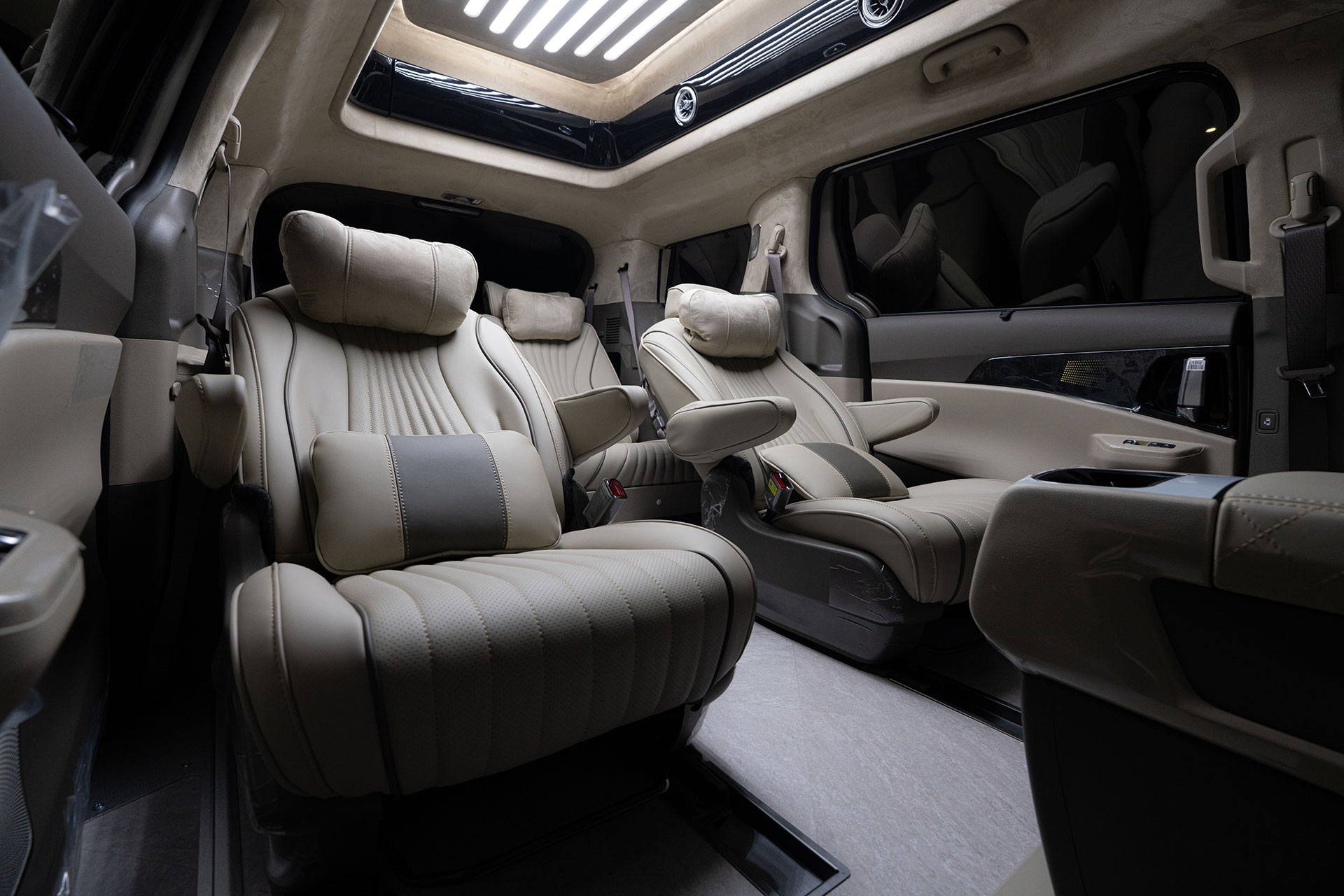 CN카니발 하이리무진