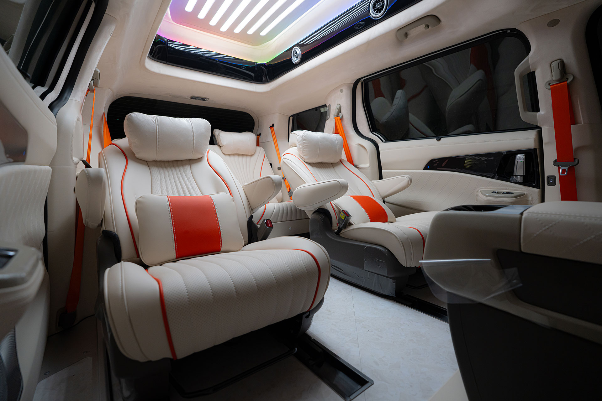 CN카니발 하이리무진