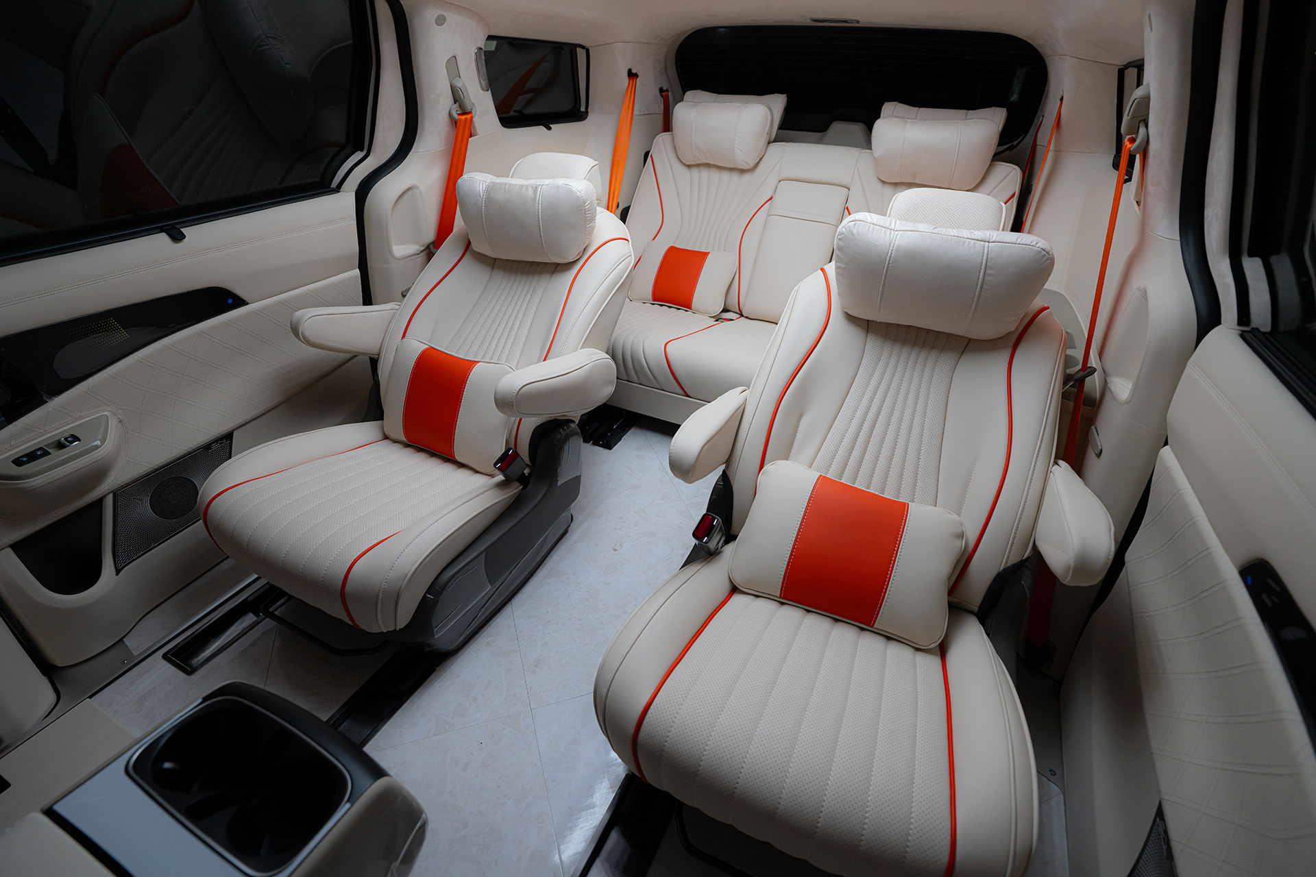 CN카니발 하이리무진