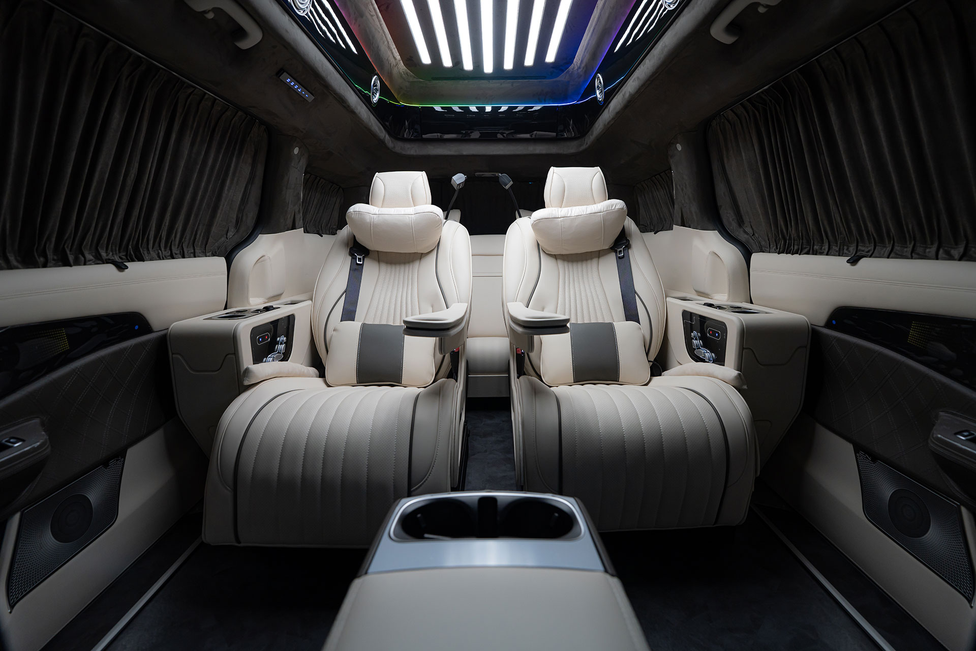 CN카니발 하이리무진