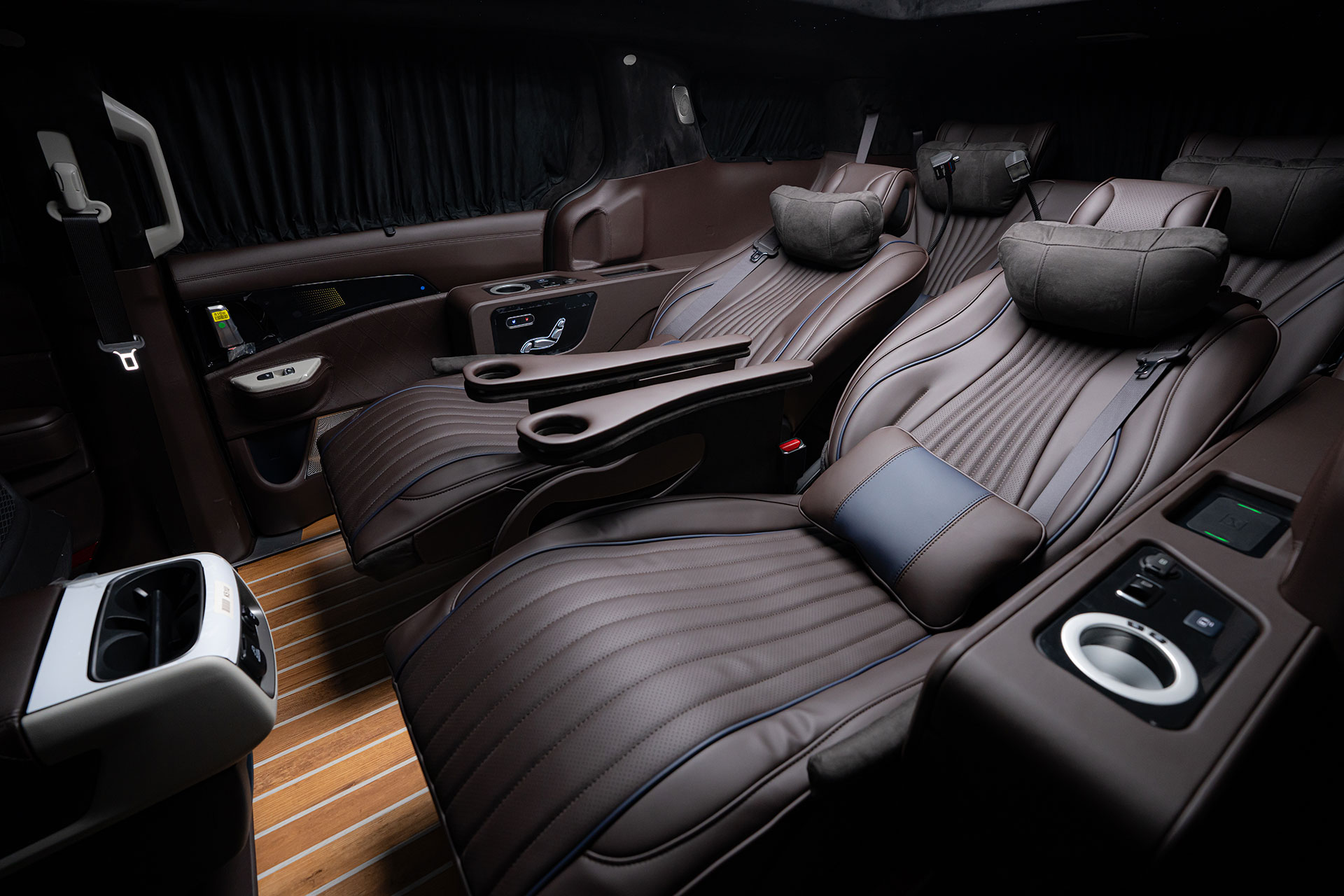 CN카니발 하이리무진