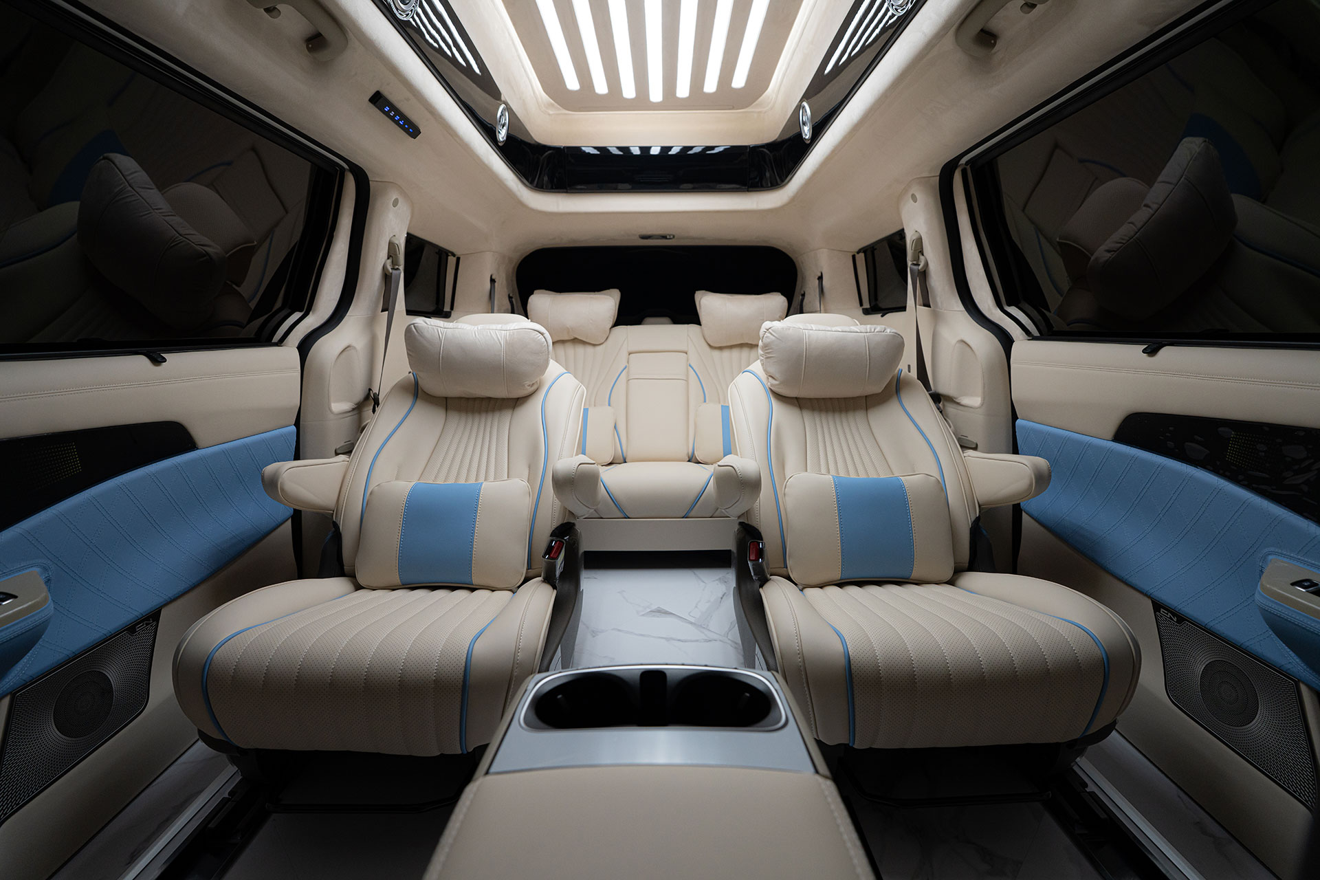 CN카니발 하이리무진