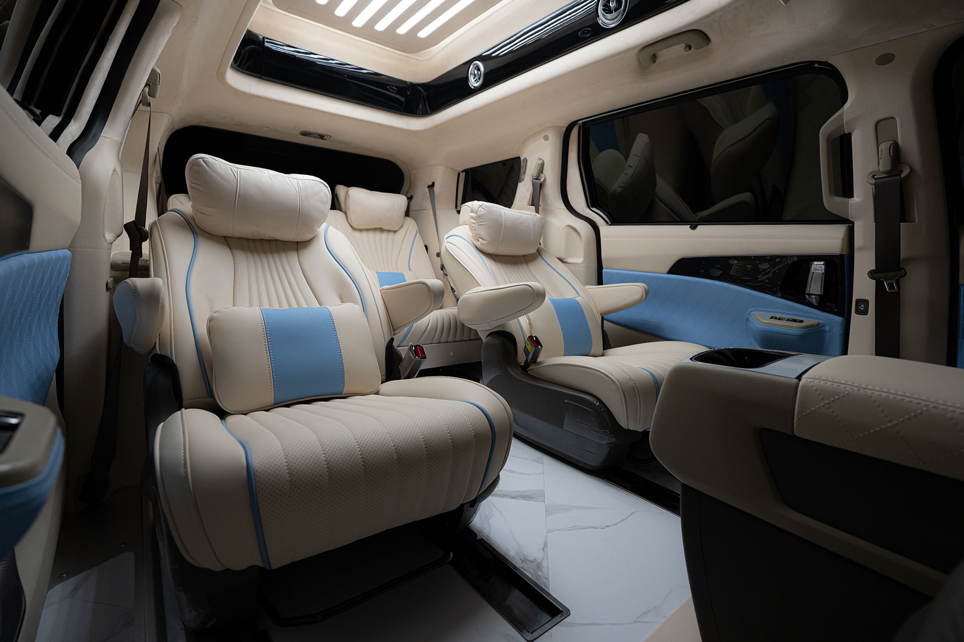 CN카니발 하이리무진