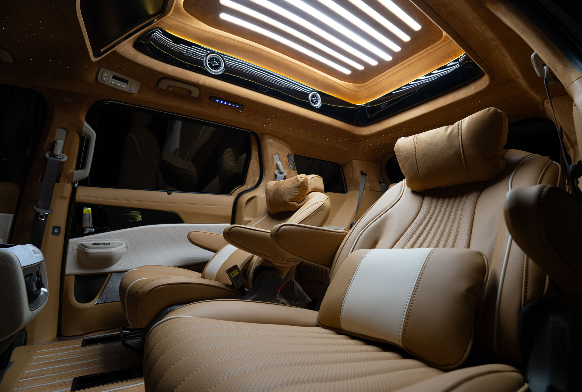 CN카니발 하이리무진