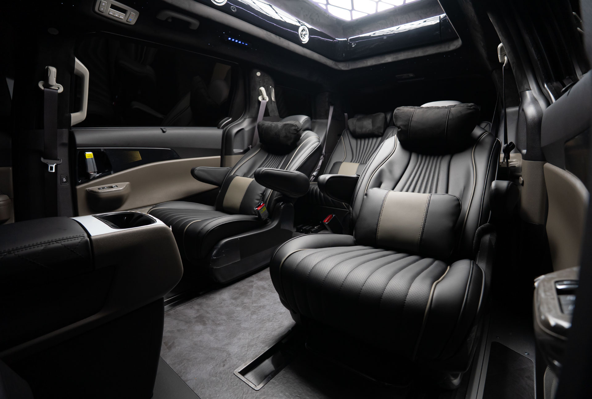 CN카니발 하이리무진