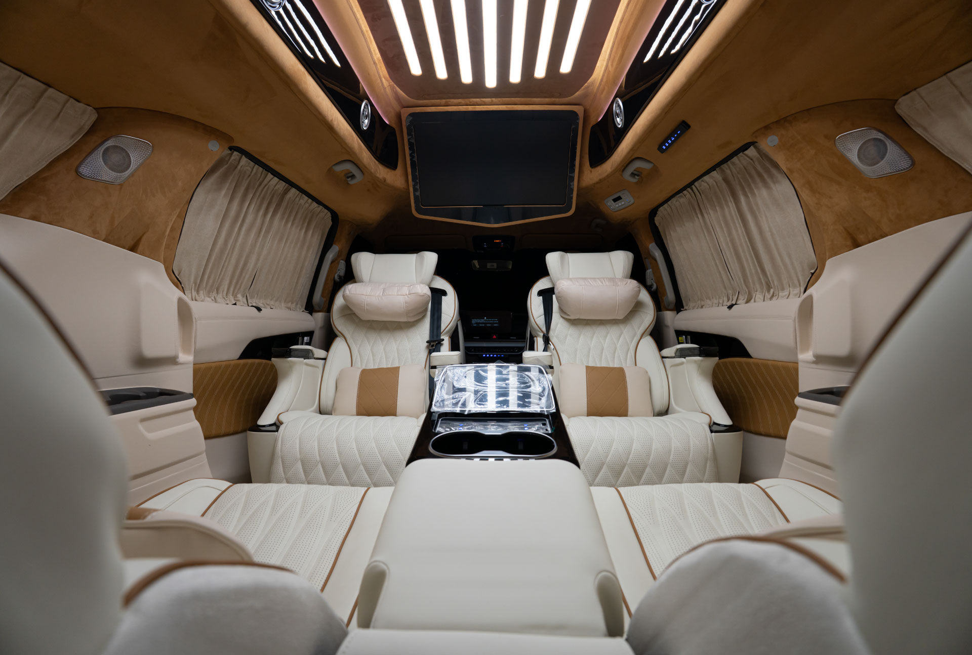 CN카니발 하이리무진