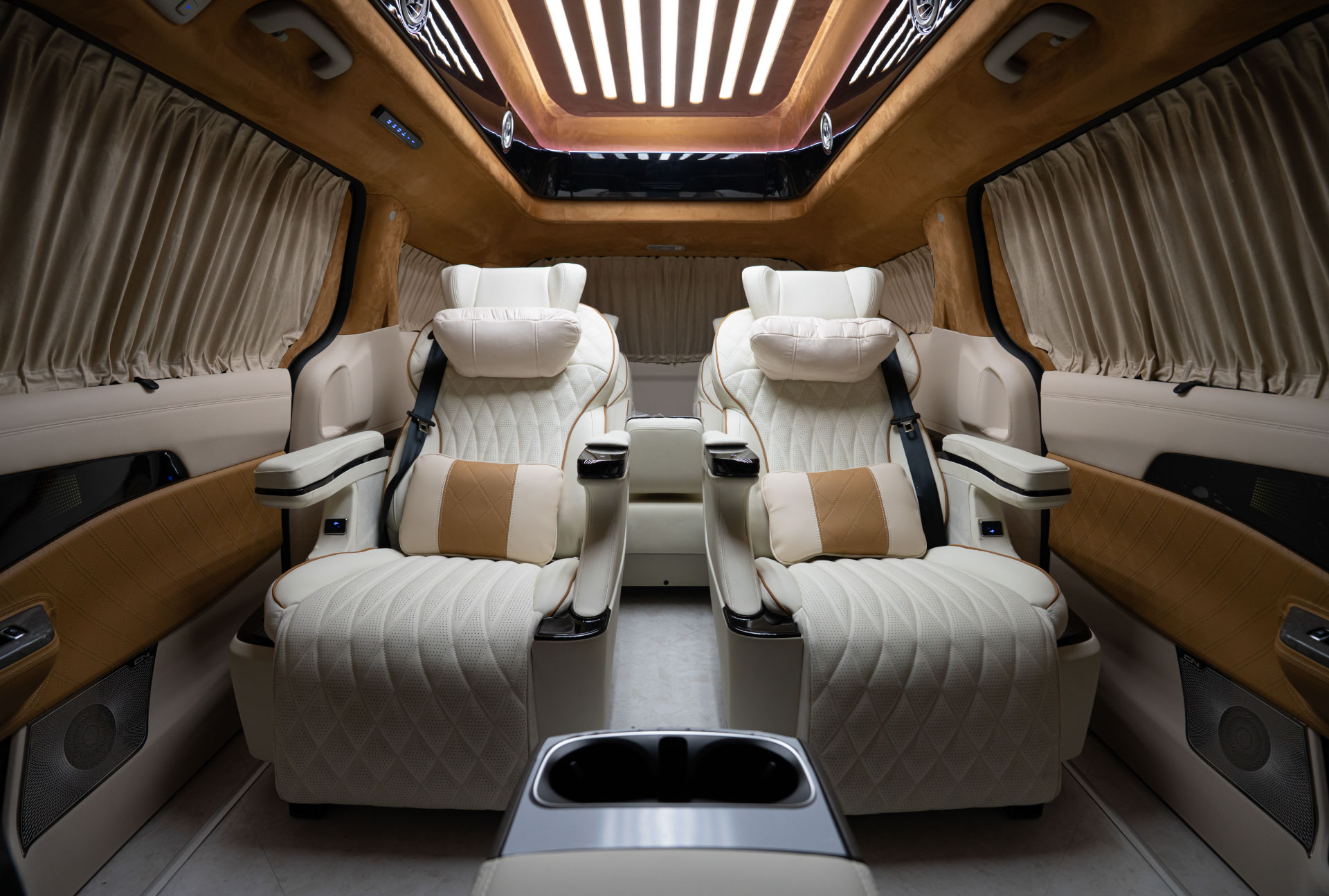 CN카니발 하이리무진