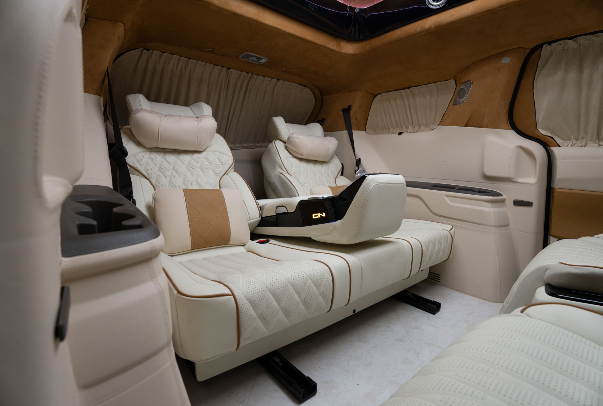 CN카니발 하이리무진