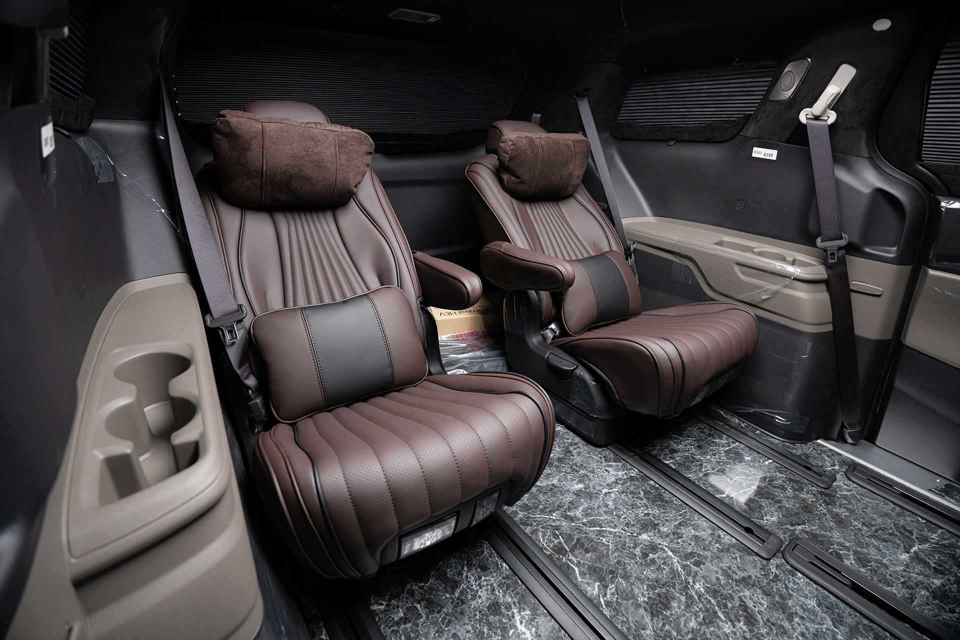 CN카니발 하이리무진