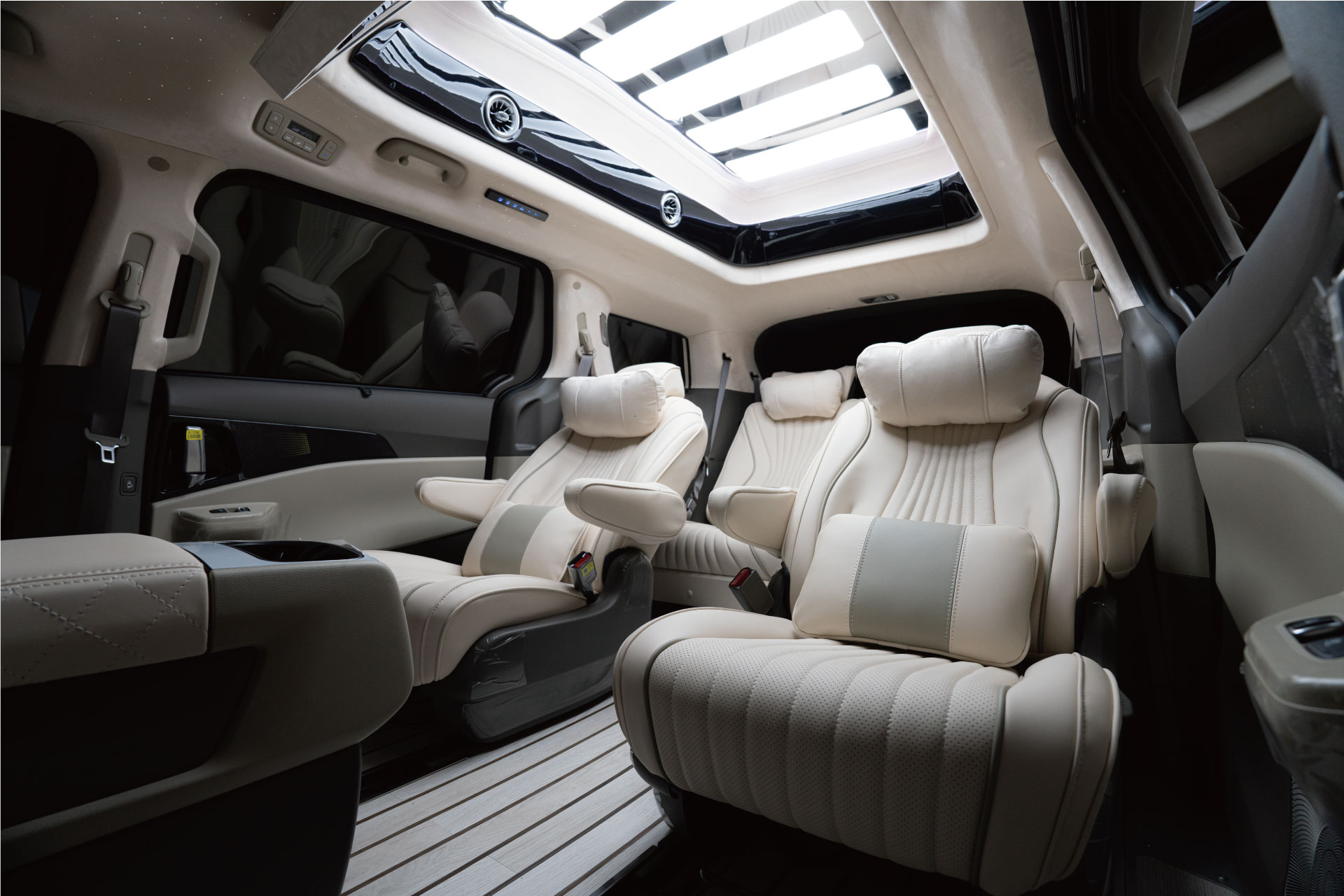 CN카니발 하이리무진