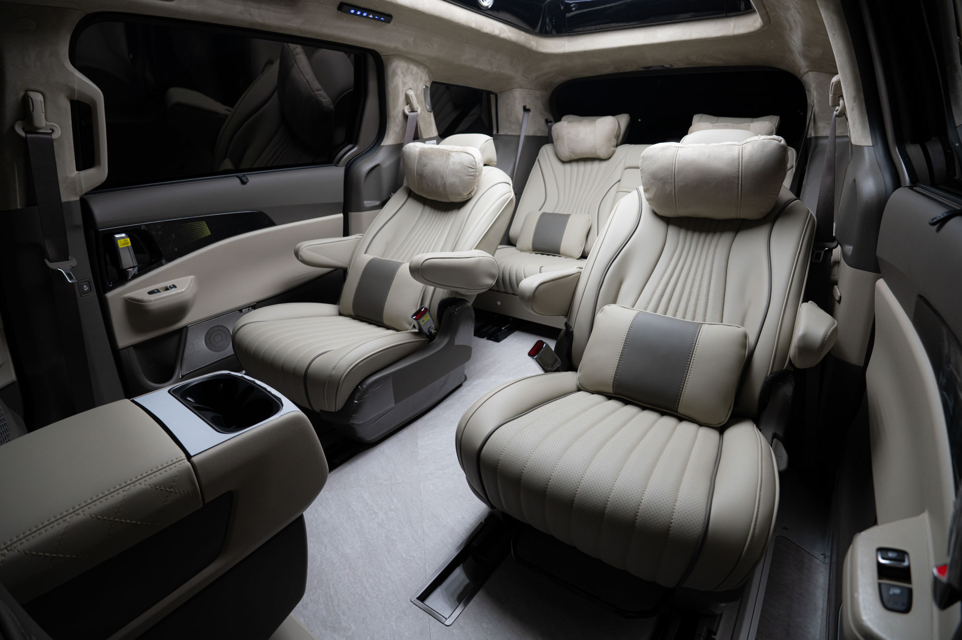 CN카니발 하이리무진