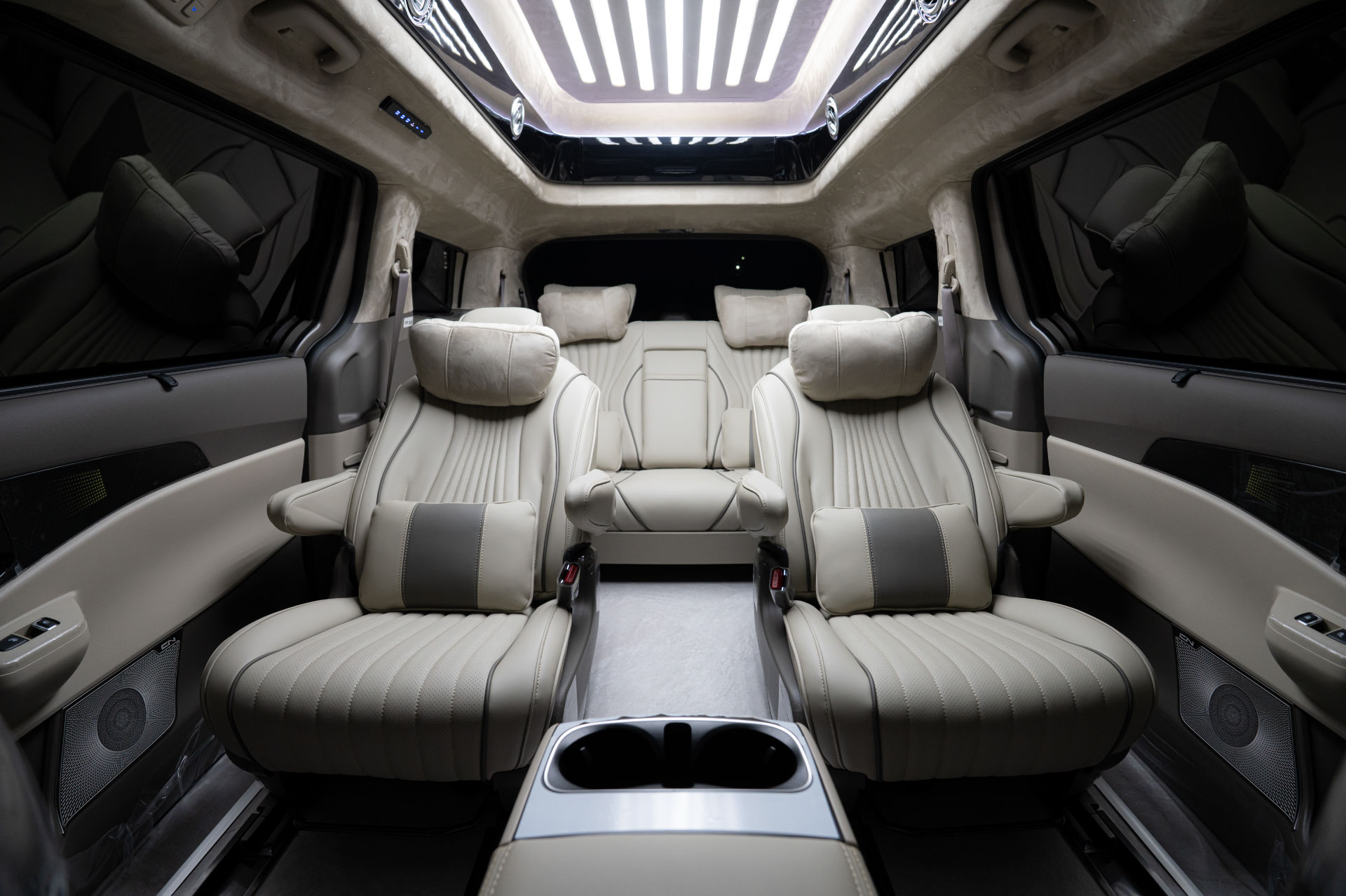 CN카니발 하이리무진