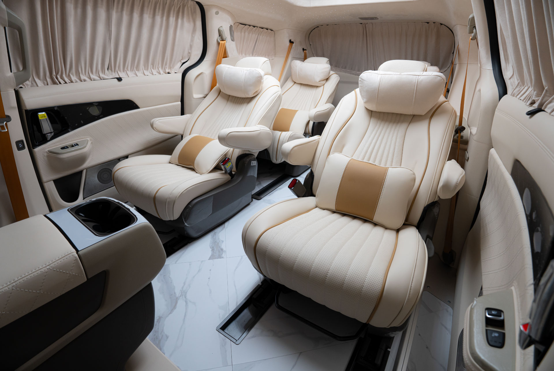 CN카니발 하이리무진