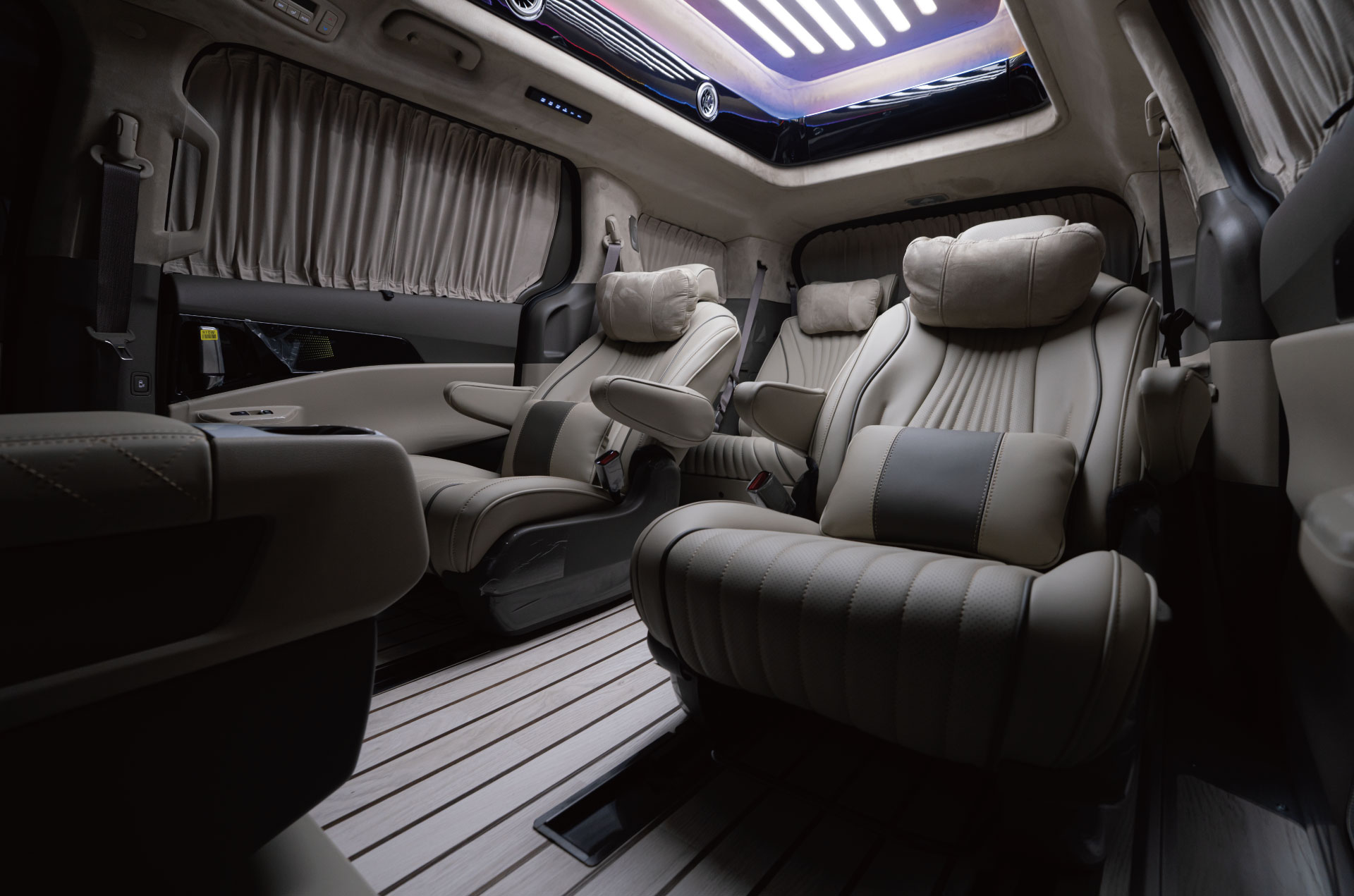 CN카니발 하이리무진