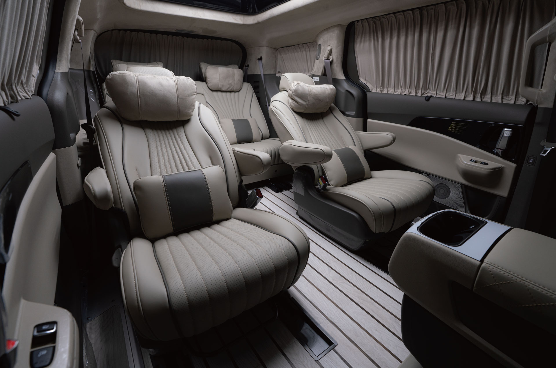 CN카니발 하이리무진