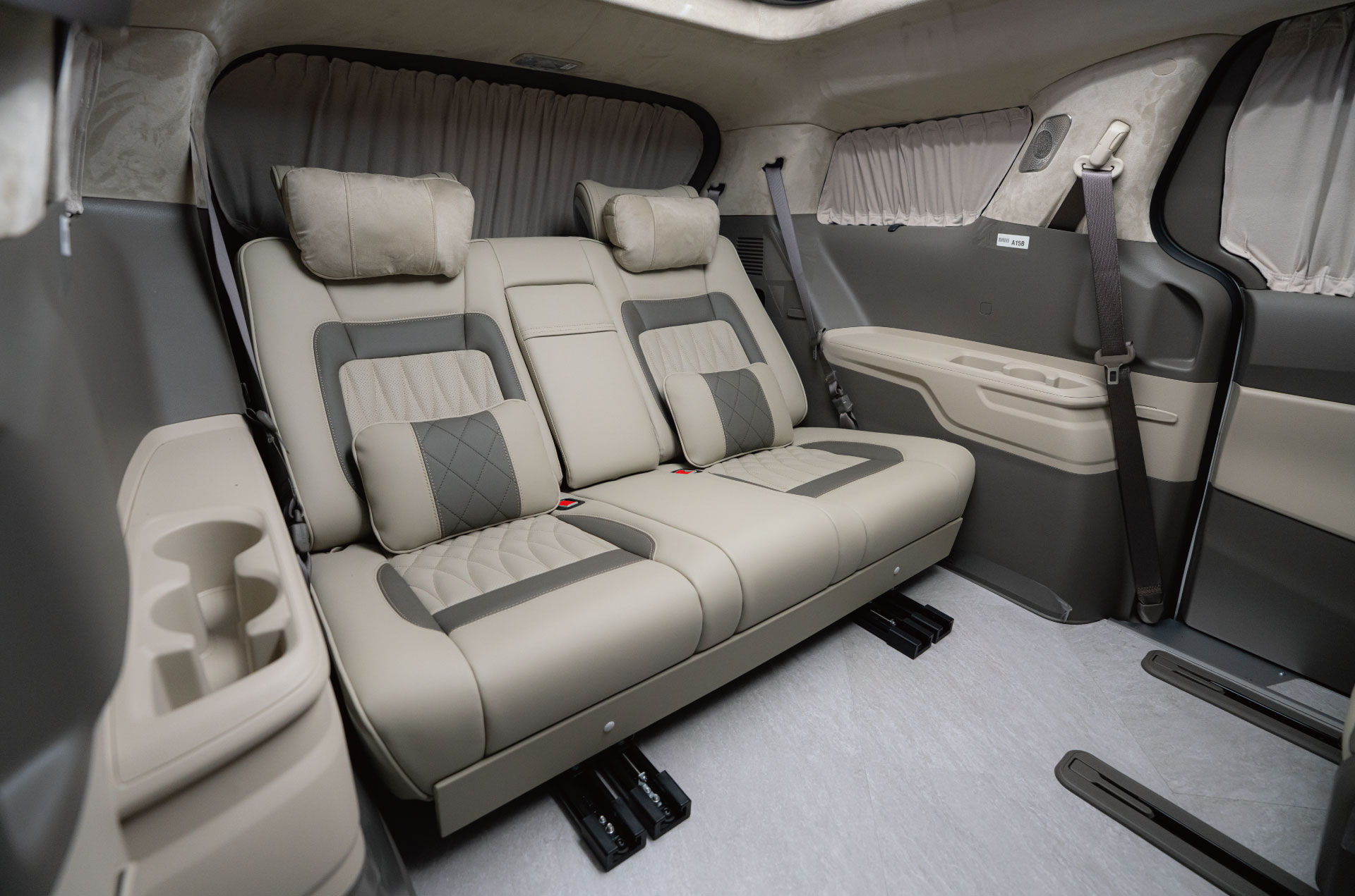 CN카니발 하이리무진