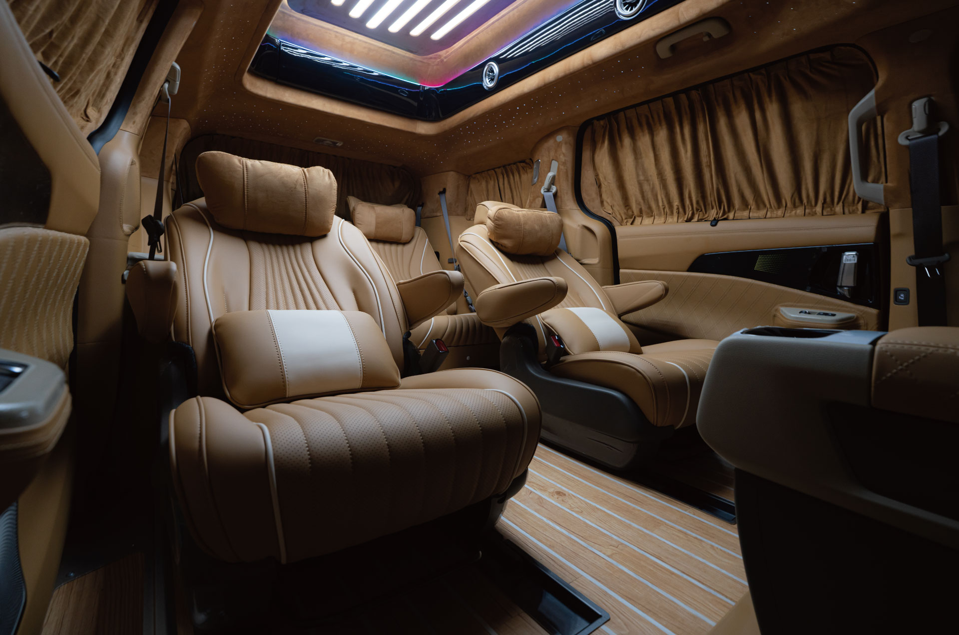 CN카니발 하이리무진