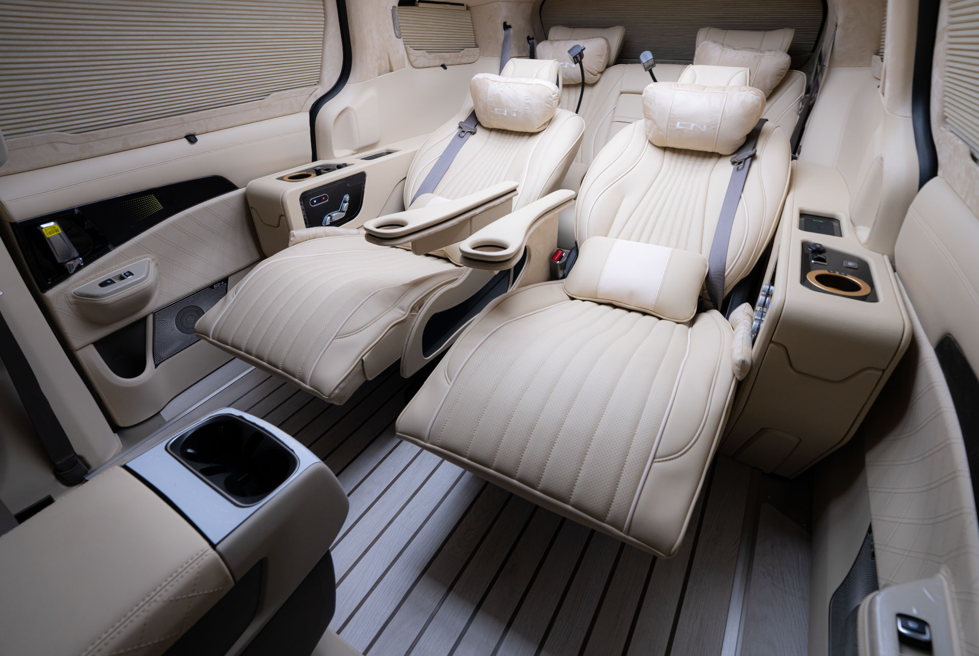 CN카니발 하이리무진