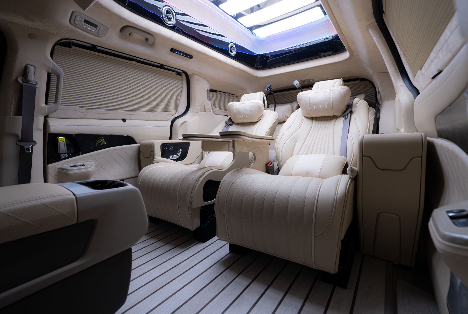 CN카니발 하이리무진